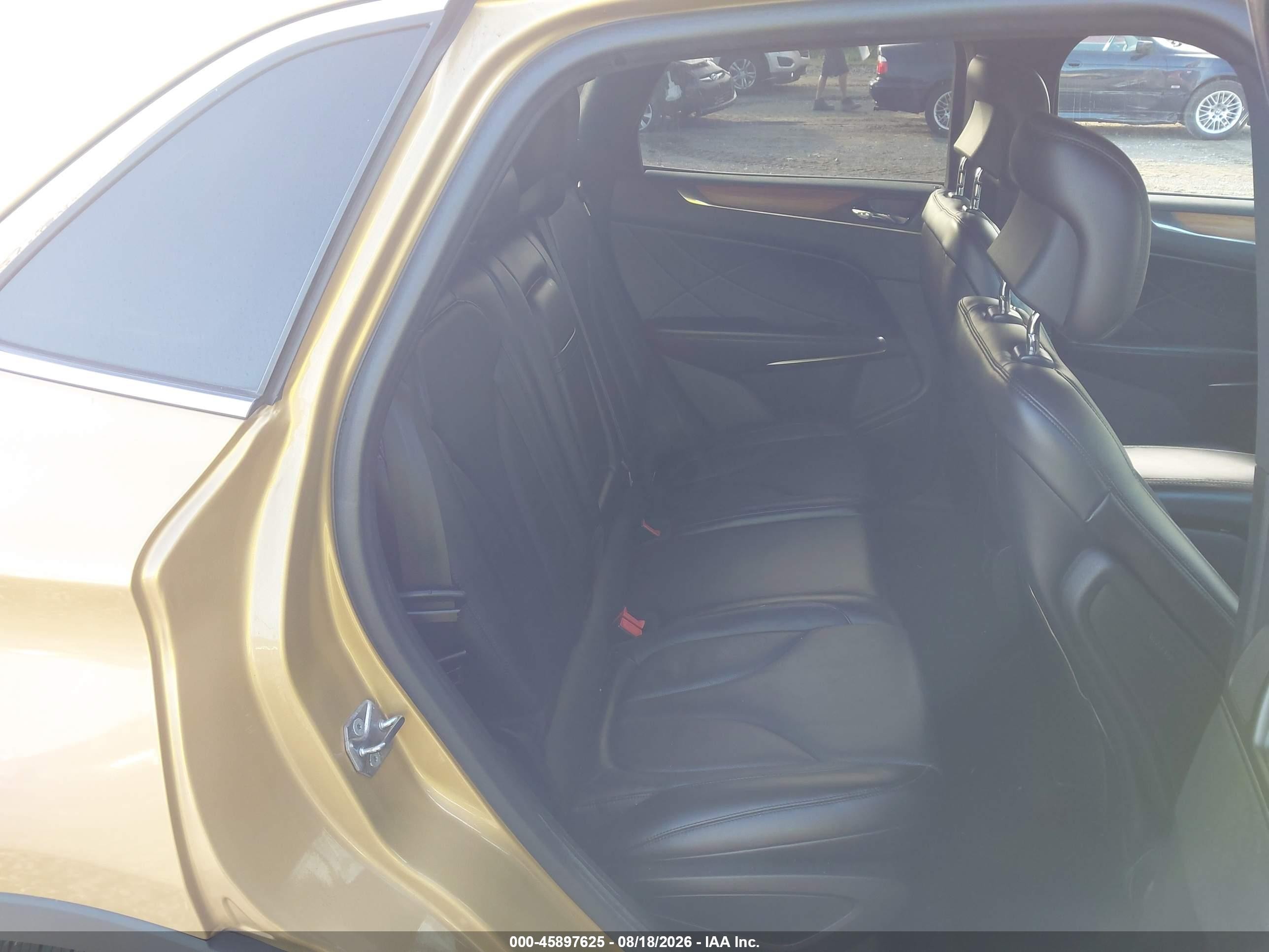 2015 Lincoln Mkc Gold vin: 5LMCJ2A99FUJ03480