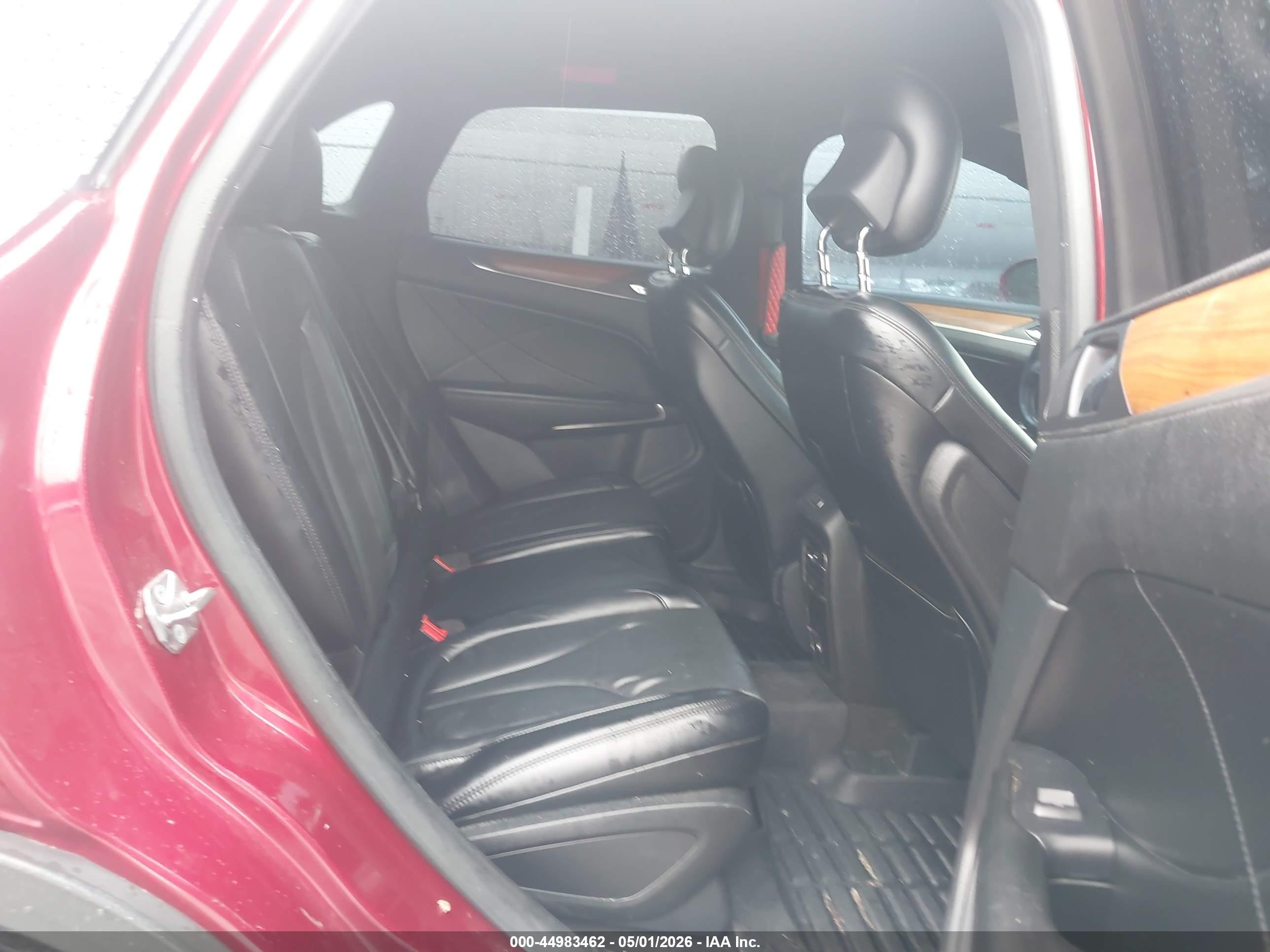2015 Lincoln Mkc   Red vin: 5LMCJ2A99FUJ41629