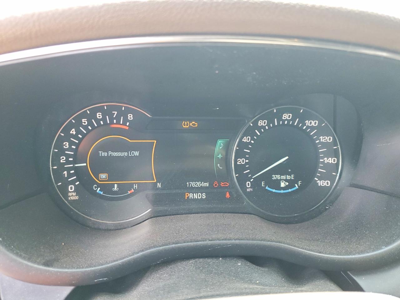2015 Lincoln Mkc Beige vin: 5LMCJ2A99FUJ46829