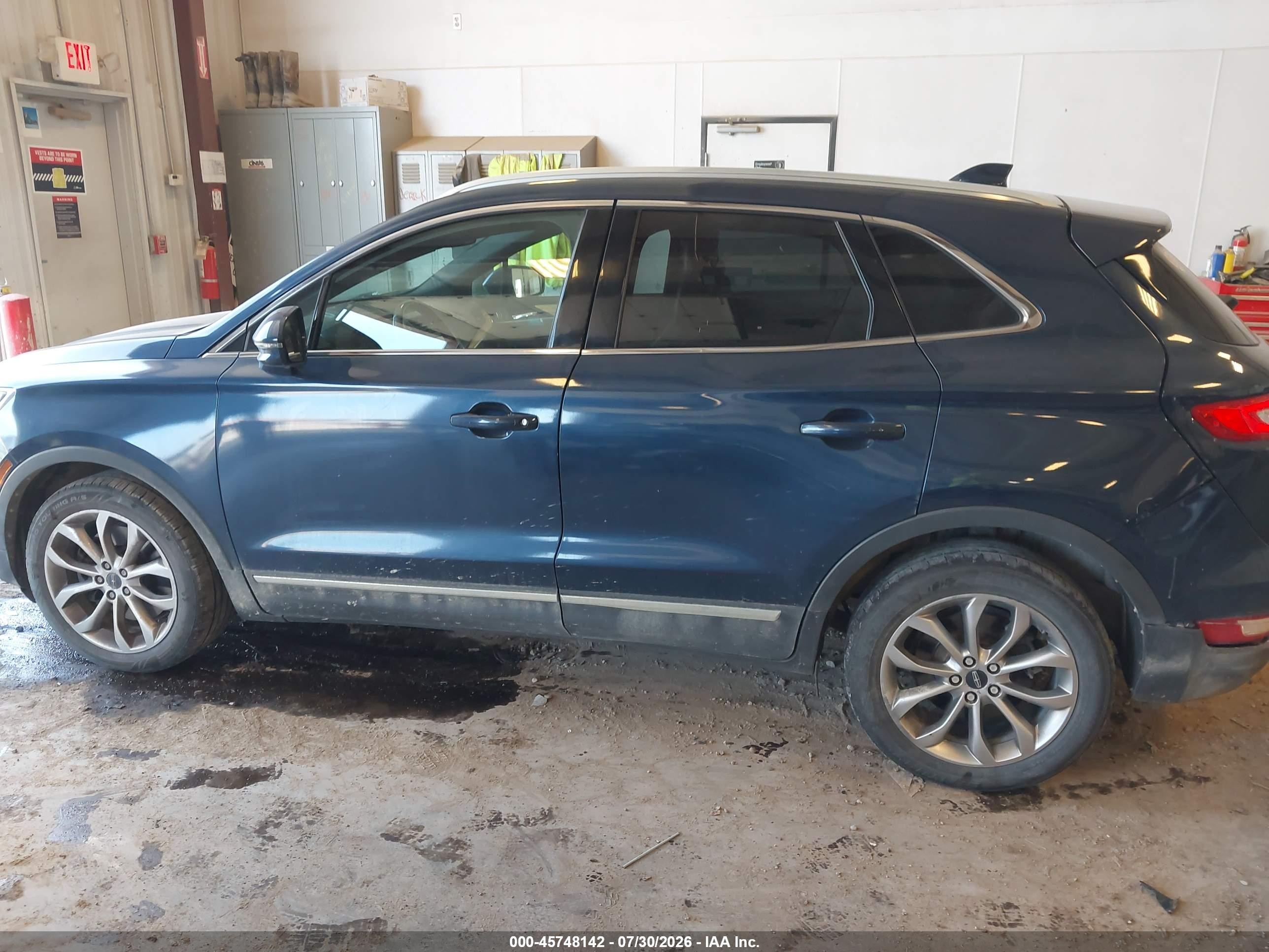 2015 Lincoln Mkc Navy vin: 5LMCJ2A9XFUJ41056