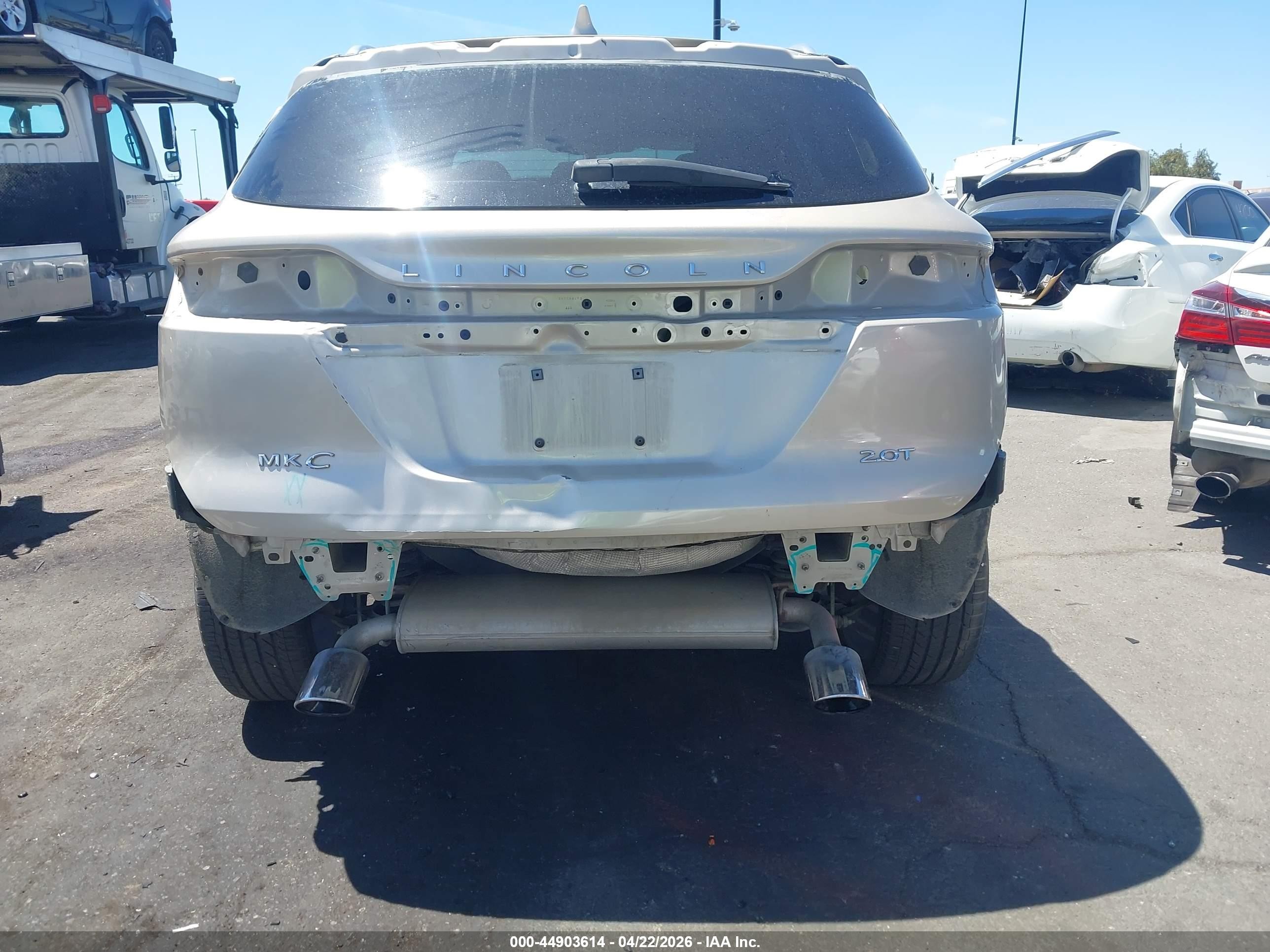 2017 Lincoln Mkc Select Gold vin: 5LMCJ2C95HUL69403