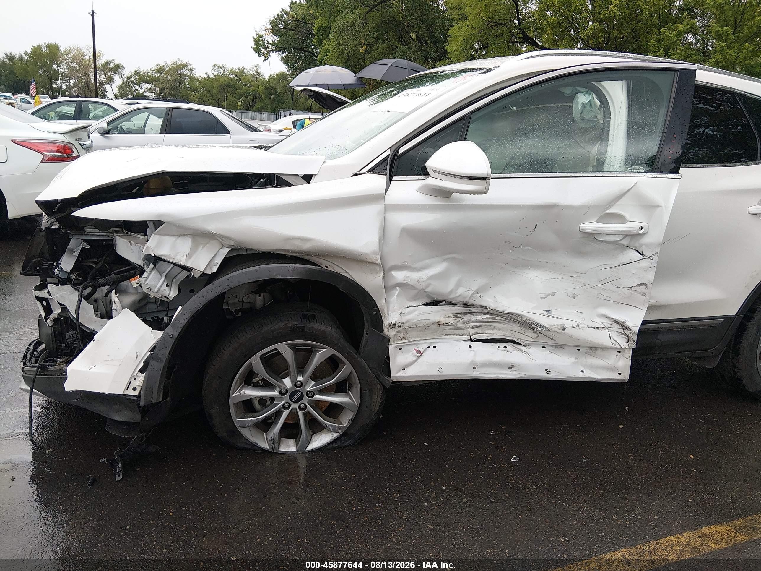 2018 Lincoln Mkc Select White vin: 5LMCJ2C97JUL12948