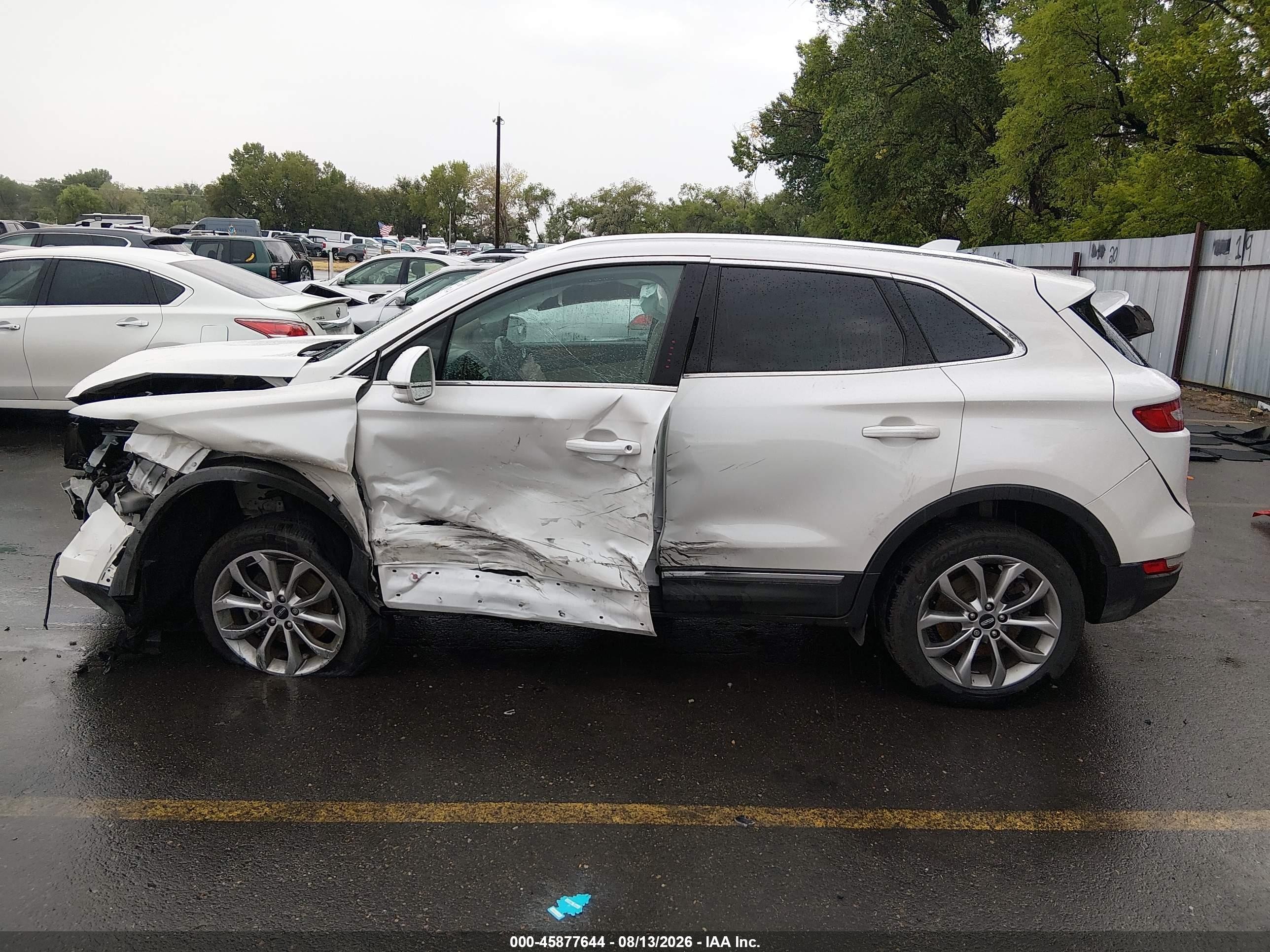 2018 Lincoln Mkc Select White vin: 5LMCJ2C97JUL12948