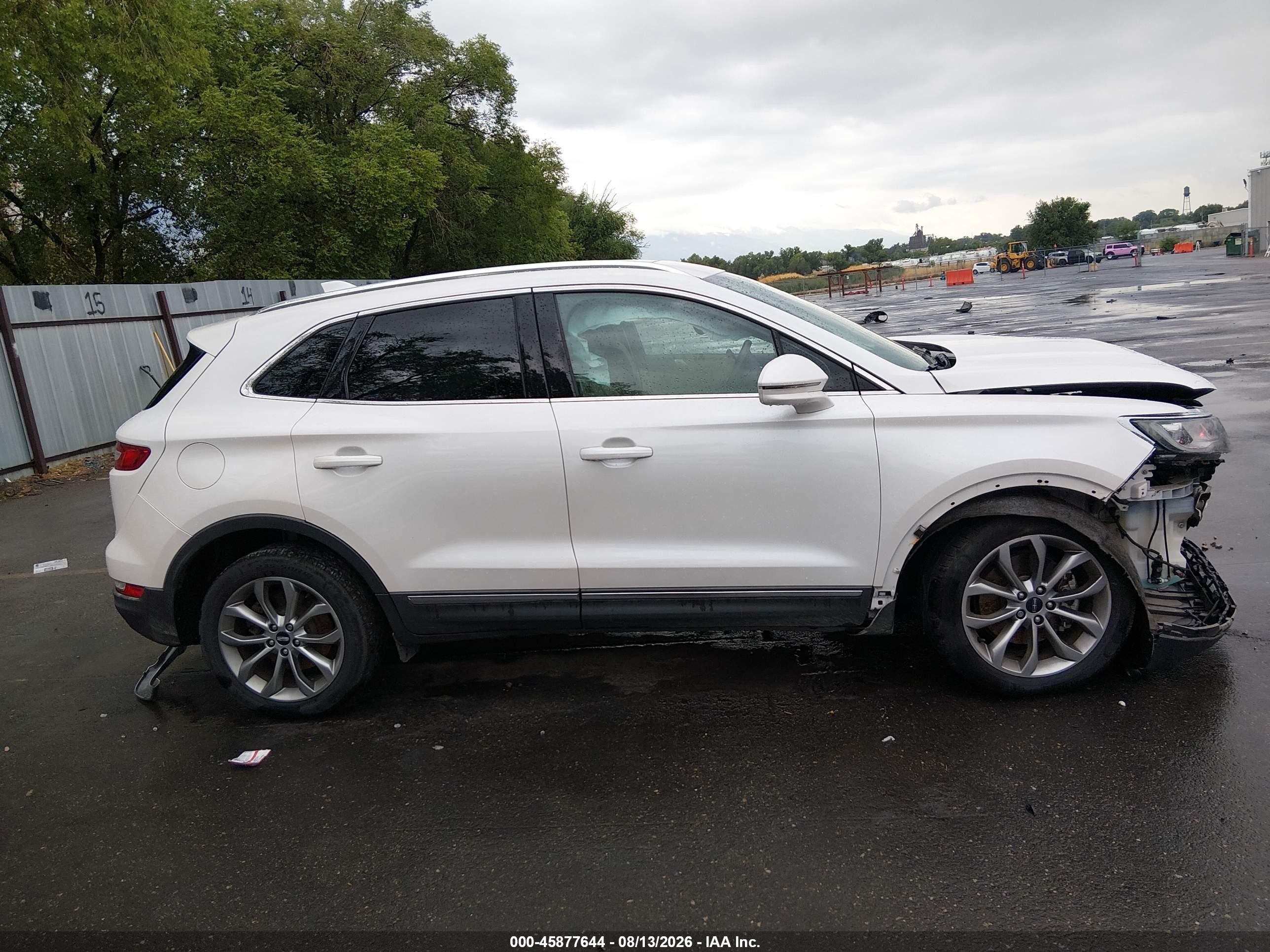2018 Lincoln Mkc Select White vin: 5LMCJ2C97JUL12948