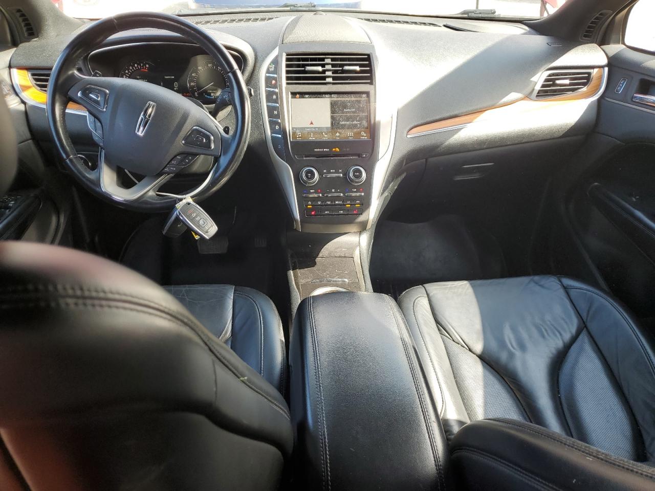 2018 Lincoln Mkc Select Красный vin: 5LMCJ2C98JUL21657