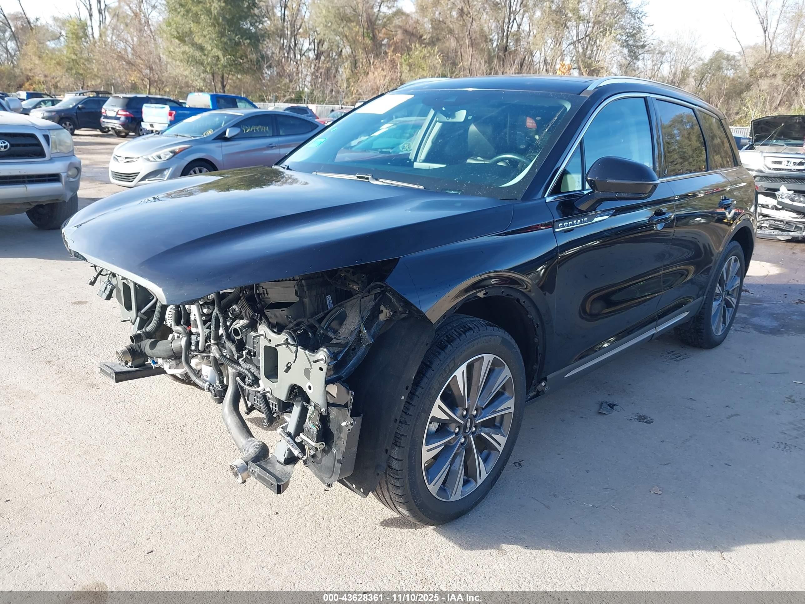 2020 Lincoln Corsair Reserve Черный vin: 5LMCJ2D91LUL31268