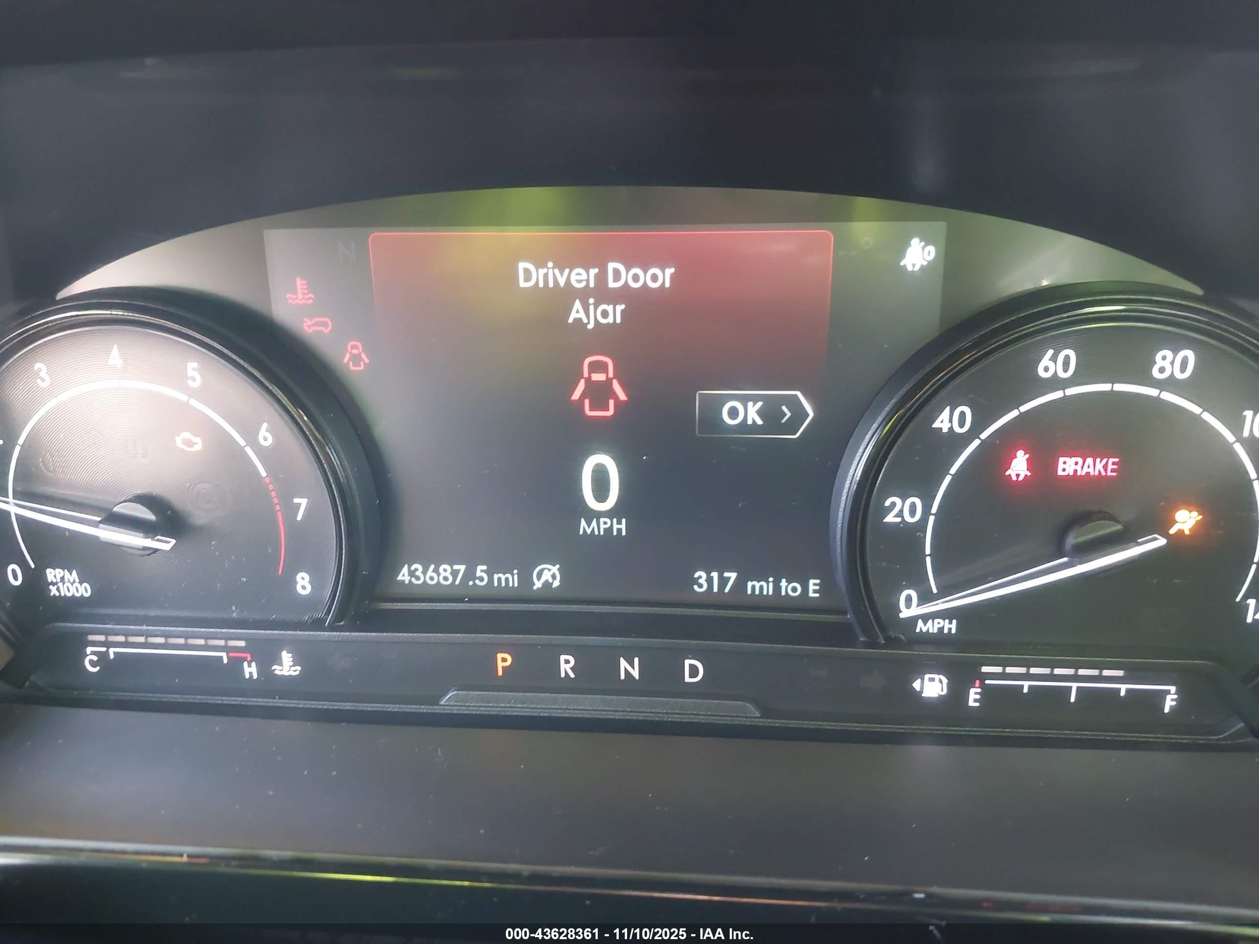 2020 Lincoln Corsair Reserve Черный vin: 5LMCJ2D91LUL31268