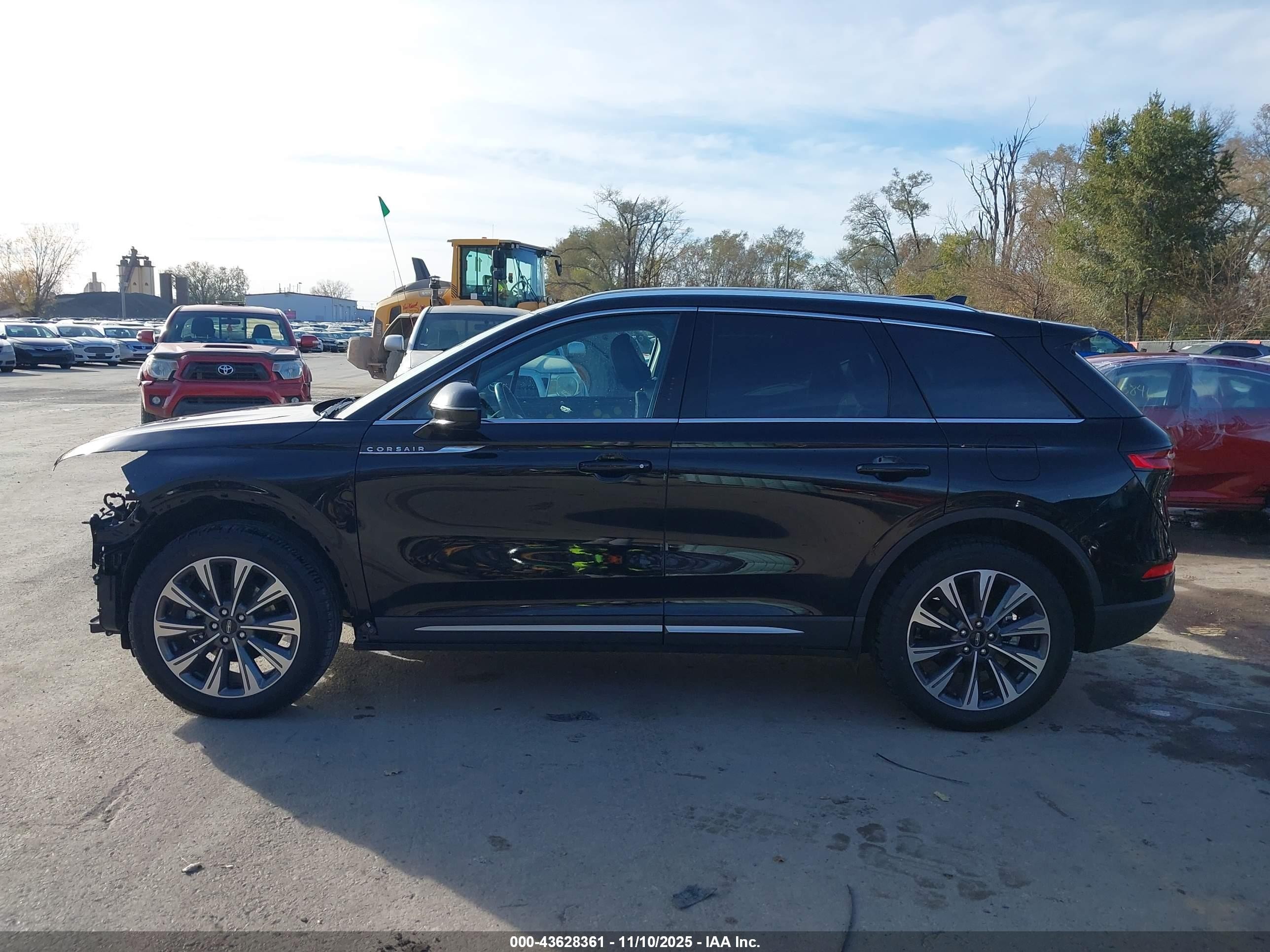 2020 Lincoln Corsair Reserve Черный vin: 5LMCJ2D91LUL31268