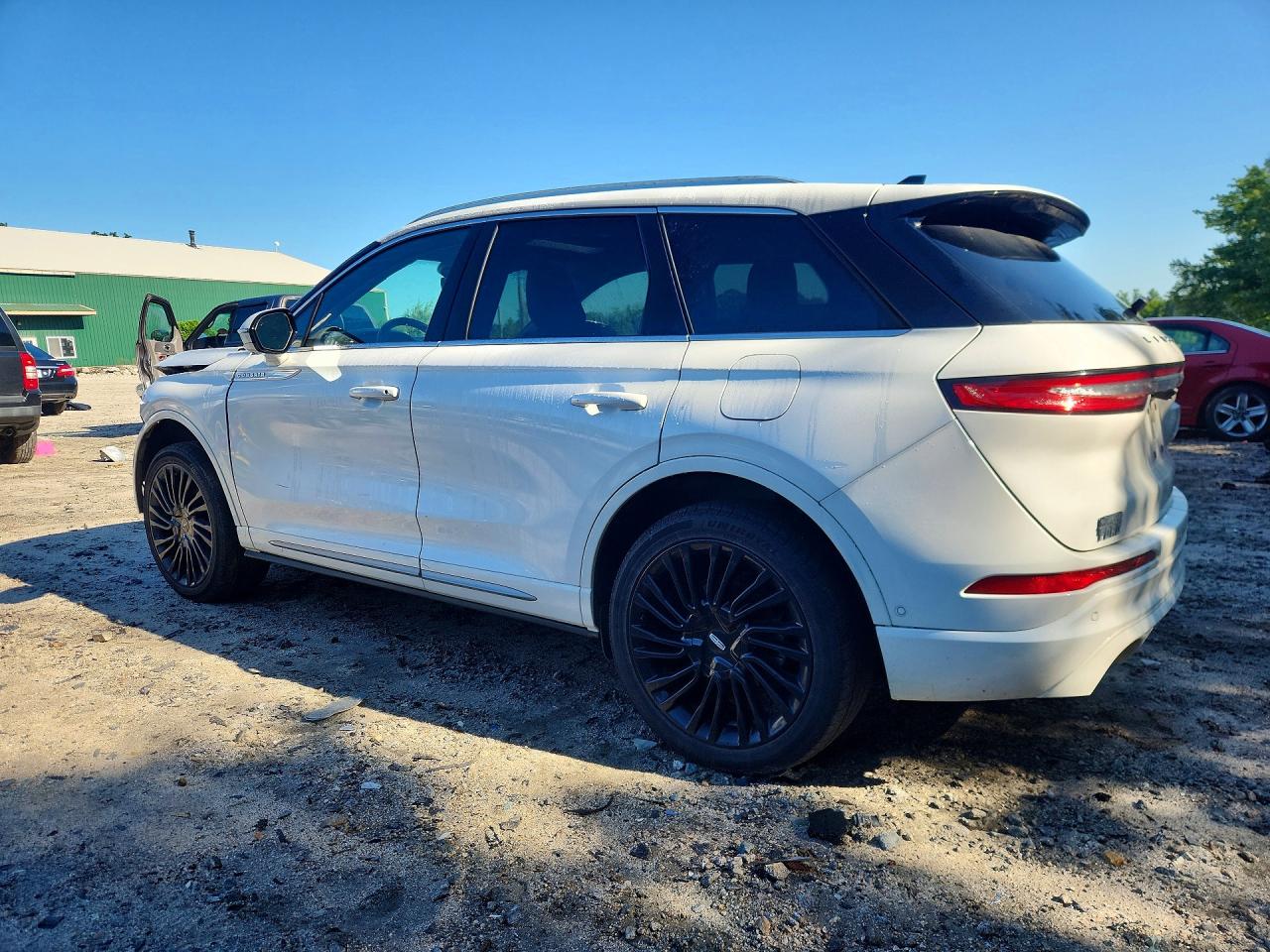 2021 Lincoln Corsair Reserve White vin: 5LMCJ2D91MUL08932