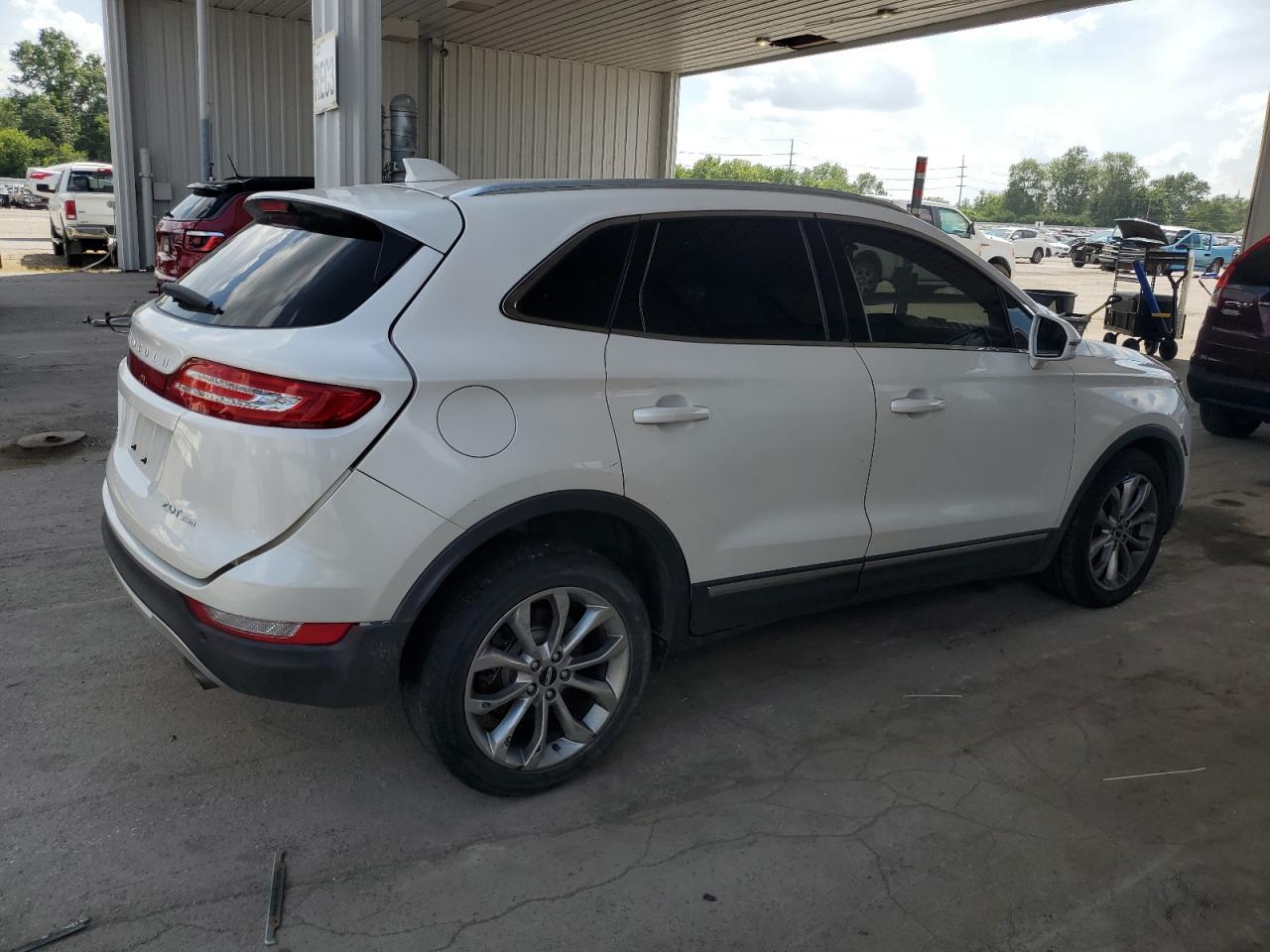 2018 Lincoln Mkc Select White vin: 5LMCJ2D92JUL31812
