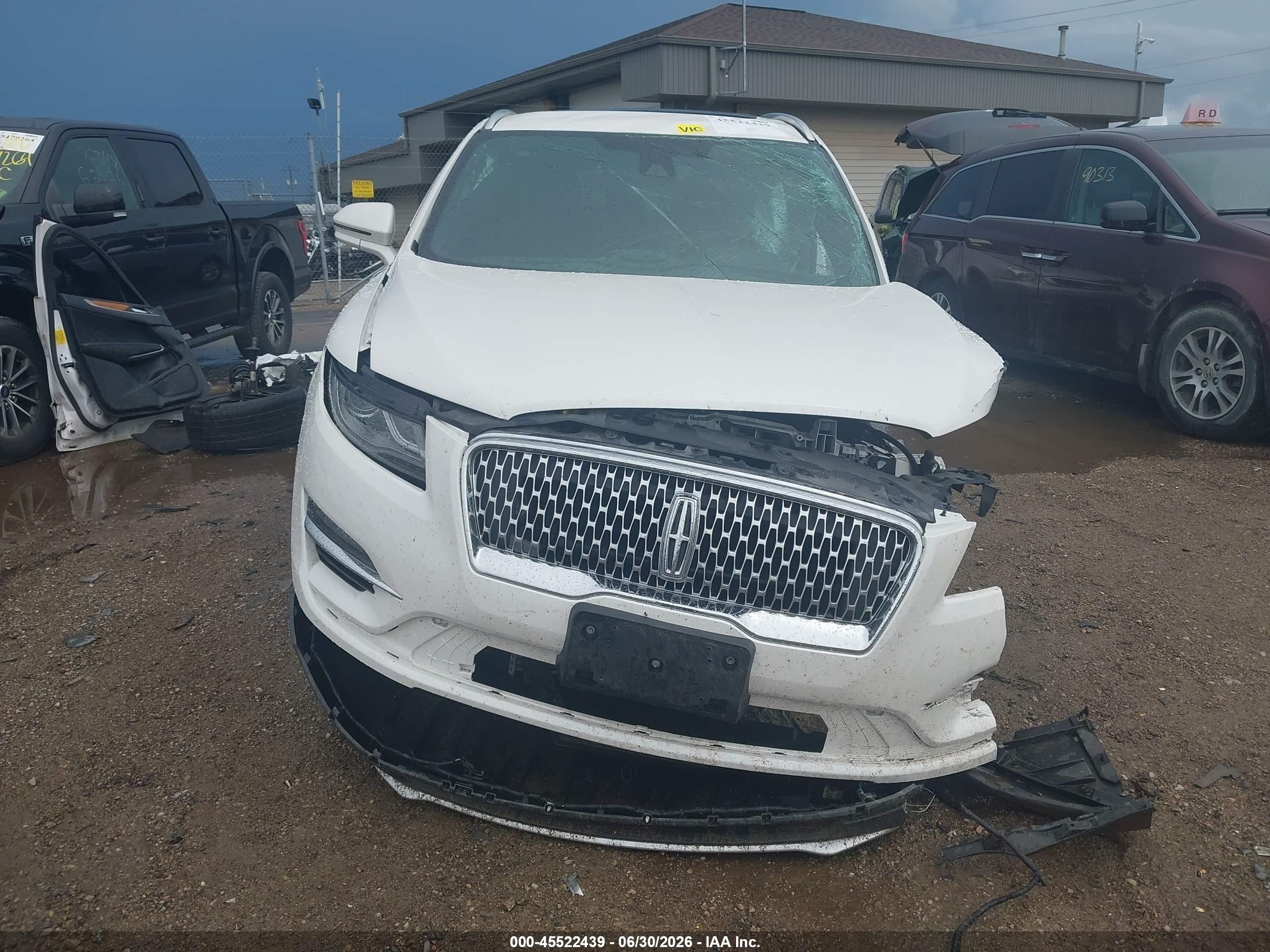 2019 Lincoln Mkc Select White vin: 5LMCJ2D93KUL43078