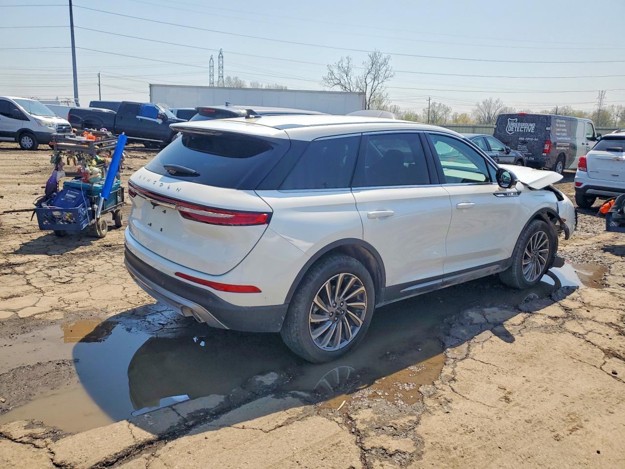 2025 Lincoln Corsair Reserve White vin: 5LMCJ2DA3SUL03268