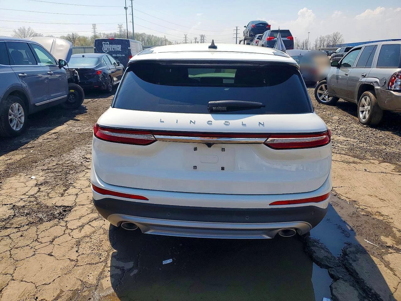 2025 Lincoln Corsair Reserve White vin: 5LMCJ2DA3SUL03268
