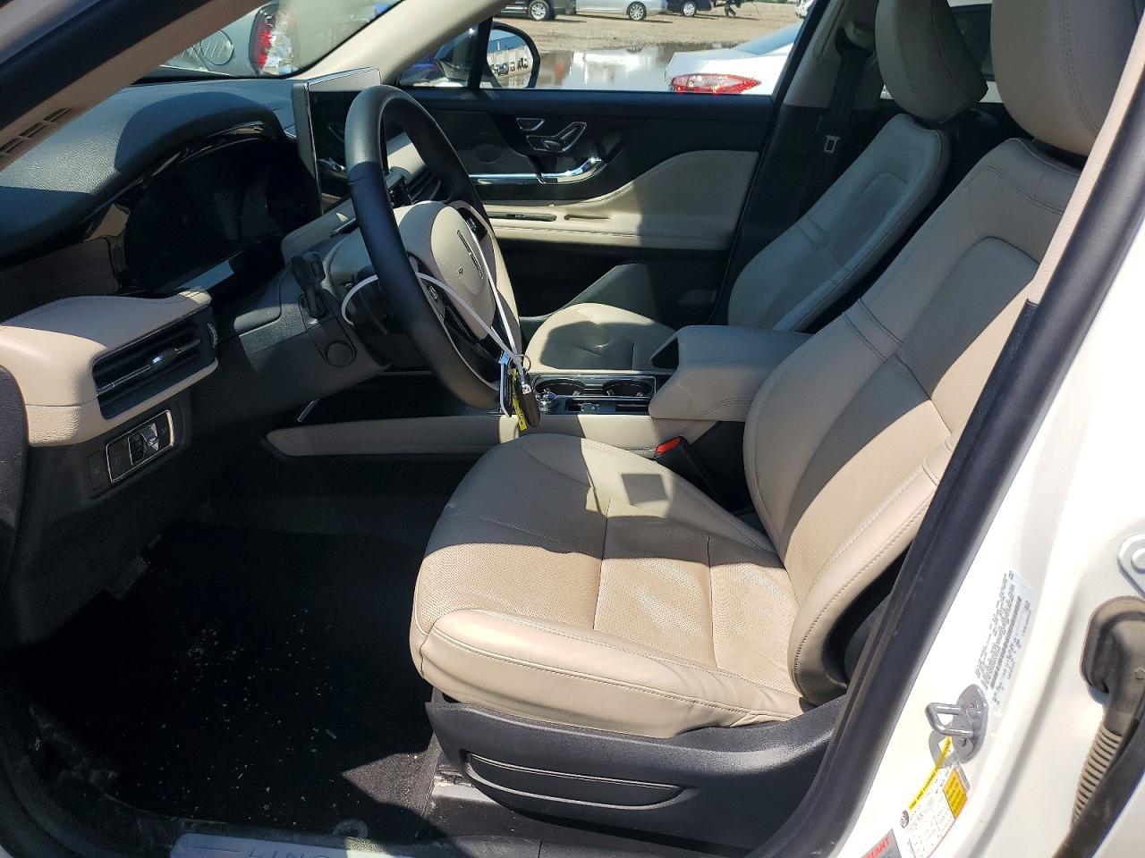 2025 Lincoln Corsair Reserve White vin: 5LMCJ2DA3SUL03268