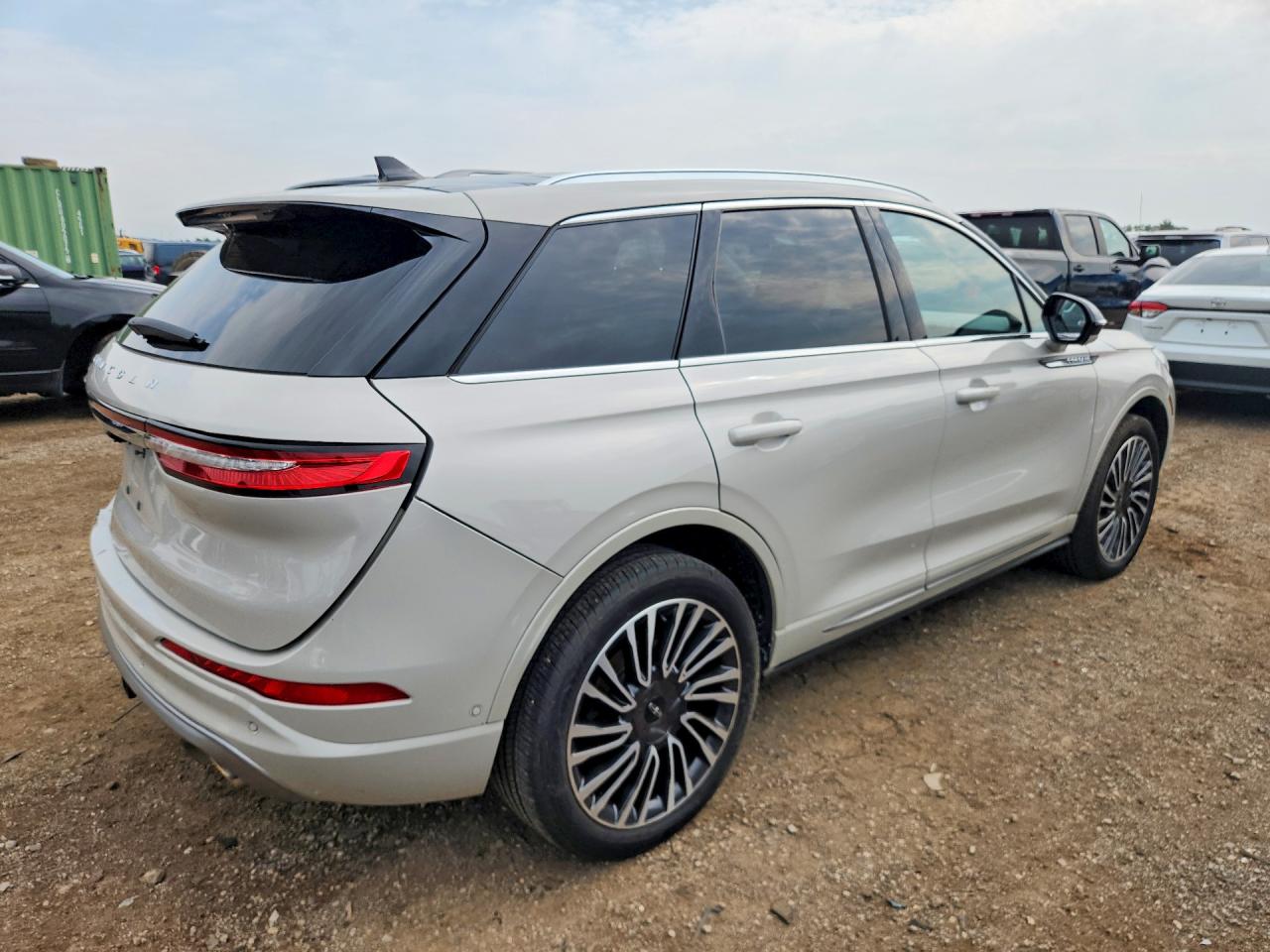 2022 Lincoln Corsair Reserve White vin: 5LMCJ2DH5NUL06657