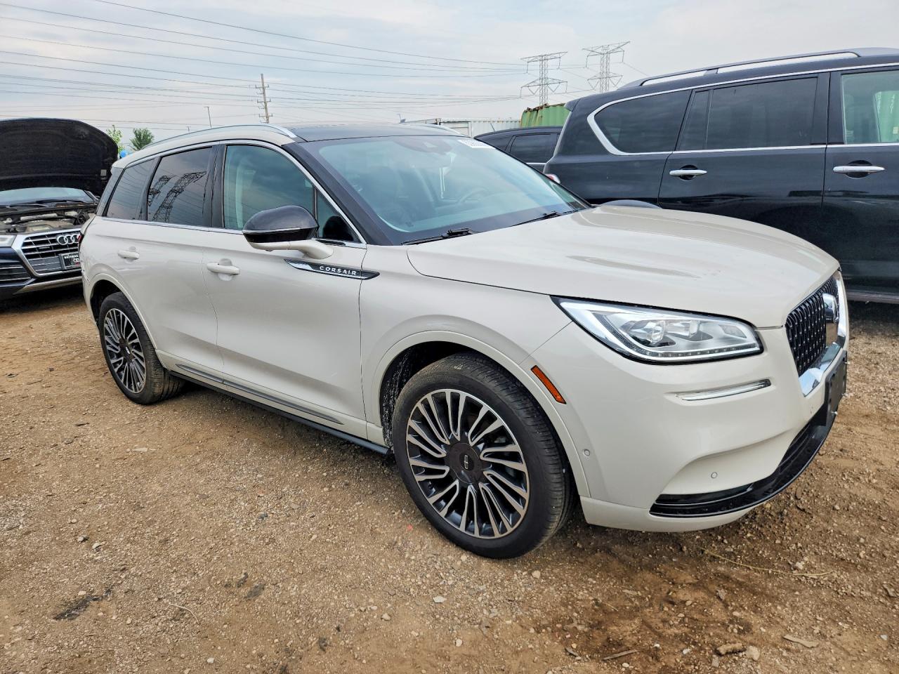 2022 Lincoln Corsair Reserve White vin: 5LMCJ2DH5NUL06657