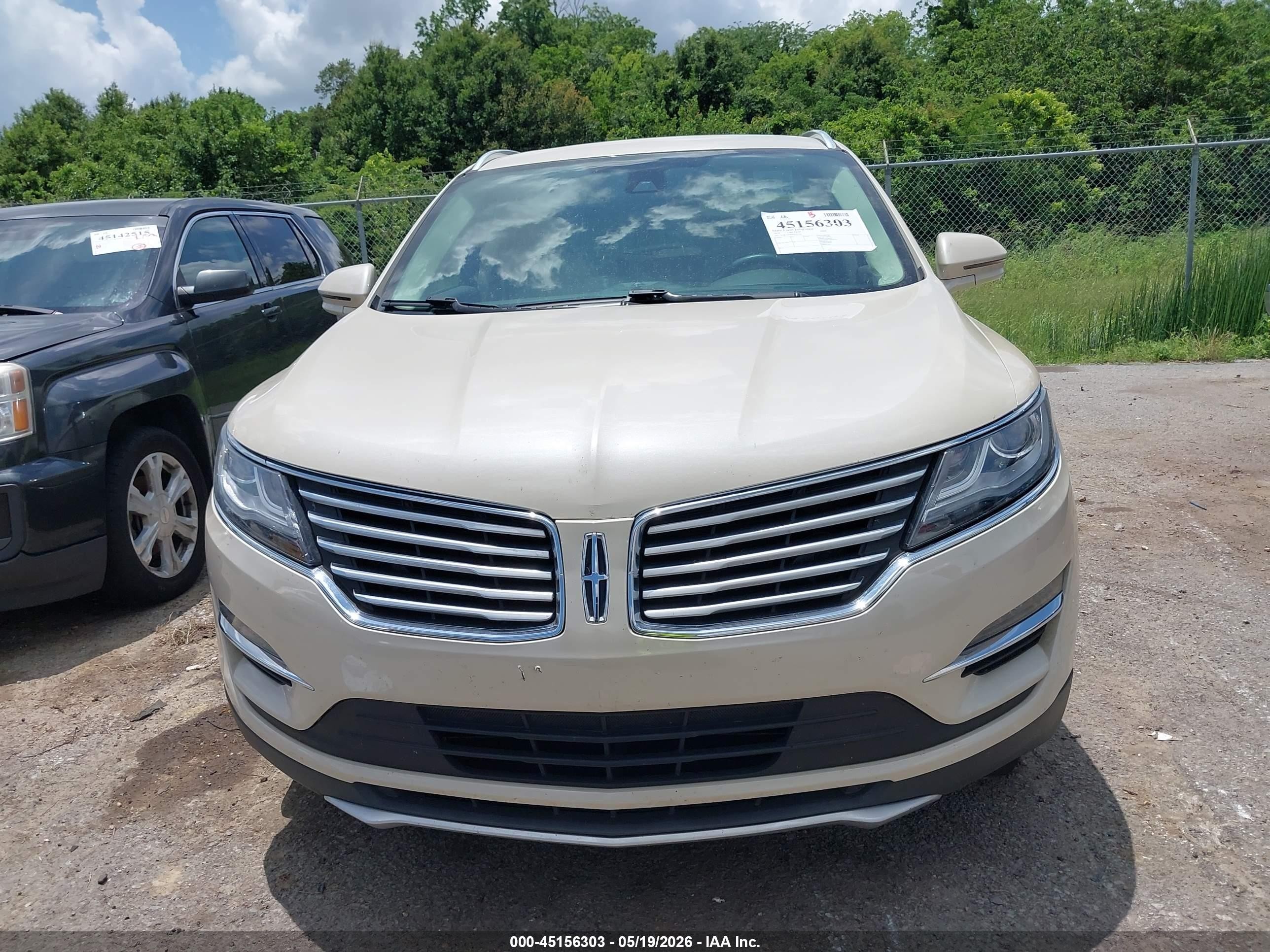 2018 Lincoln Mkc Reserve Beige vin: 5LMCJ3C98JUL01320