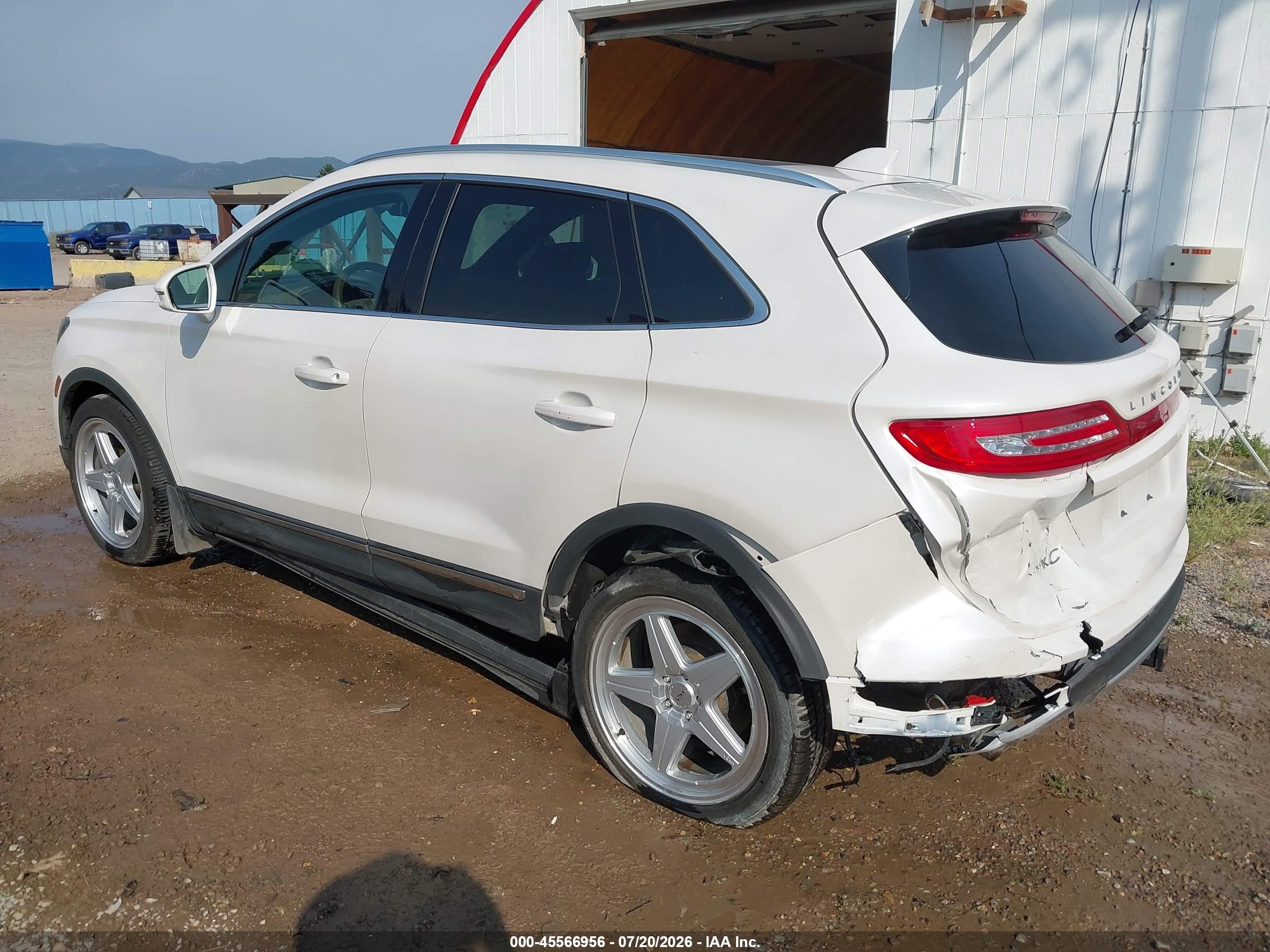 2018 Lincoln Mkc Reserve White vin: 5LMCJ3D9XJUL14617