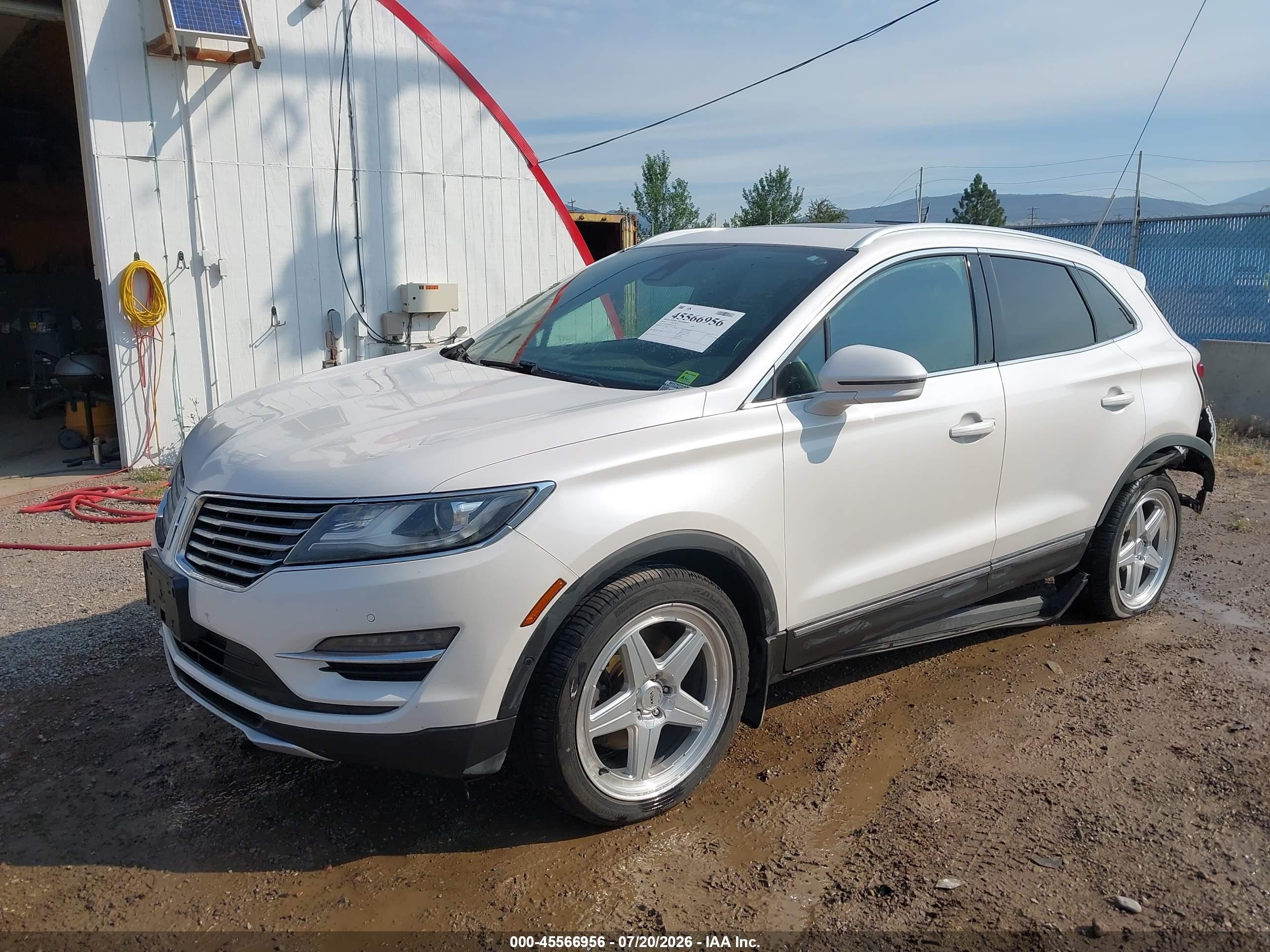 2018 Lincoln Mkc Reserve White vin: 5LMCJ3D9XJUL14617