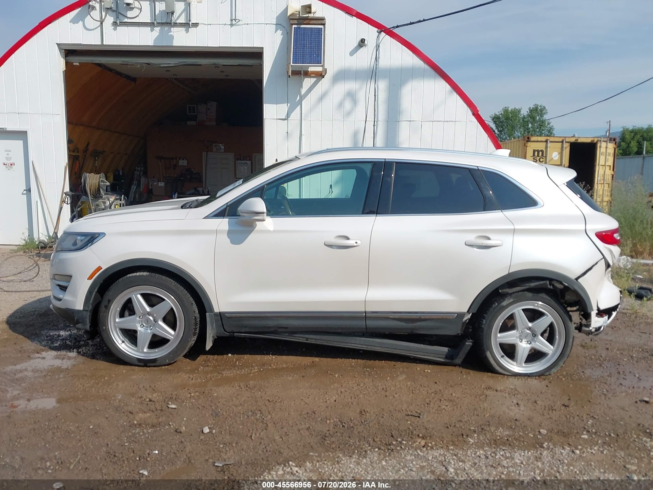 2018 Lincoln Mkc Reserve White vin: 5LMCJ3D9XJUL14617