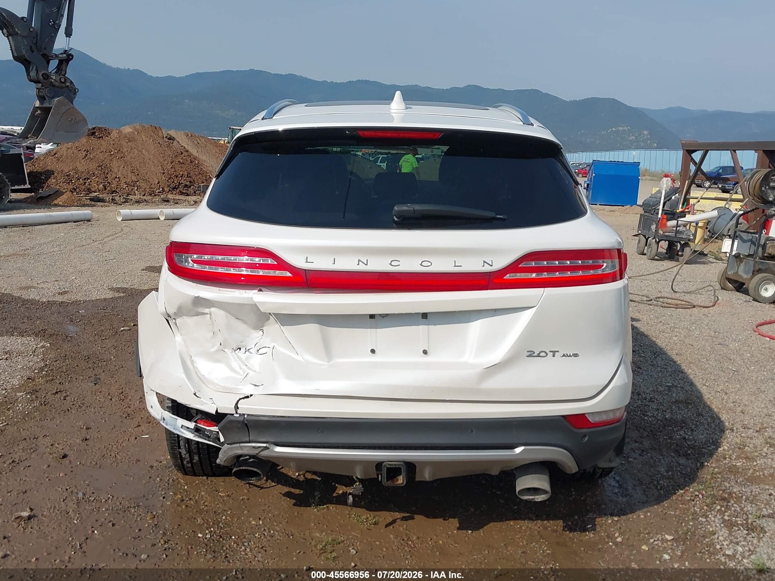 2018 Lincoln Mkc Reserve White vin: 5LMCJ3D9XJUL14617