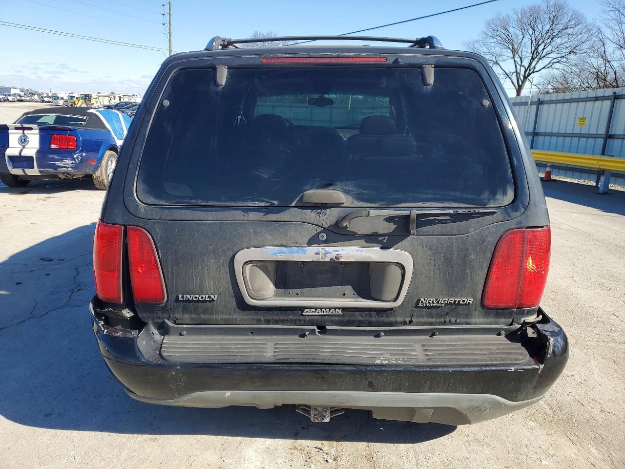 2000 Lincoln Navigator Black vin: 5LMEU27A5YLJ36051