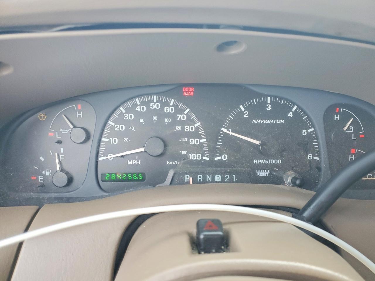 2001 Lincoln Navigator Black vin: 5LMEU27R01LJ09013