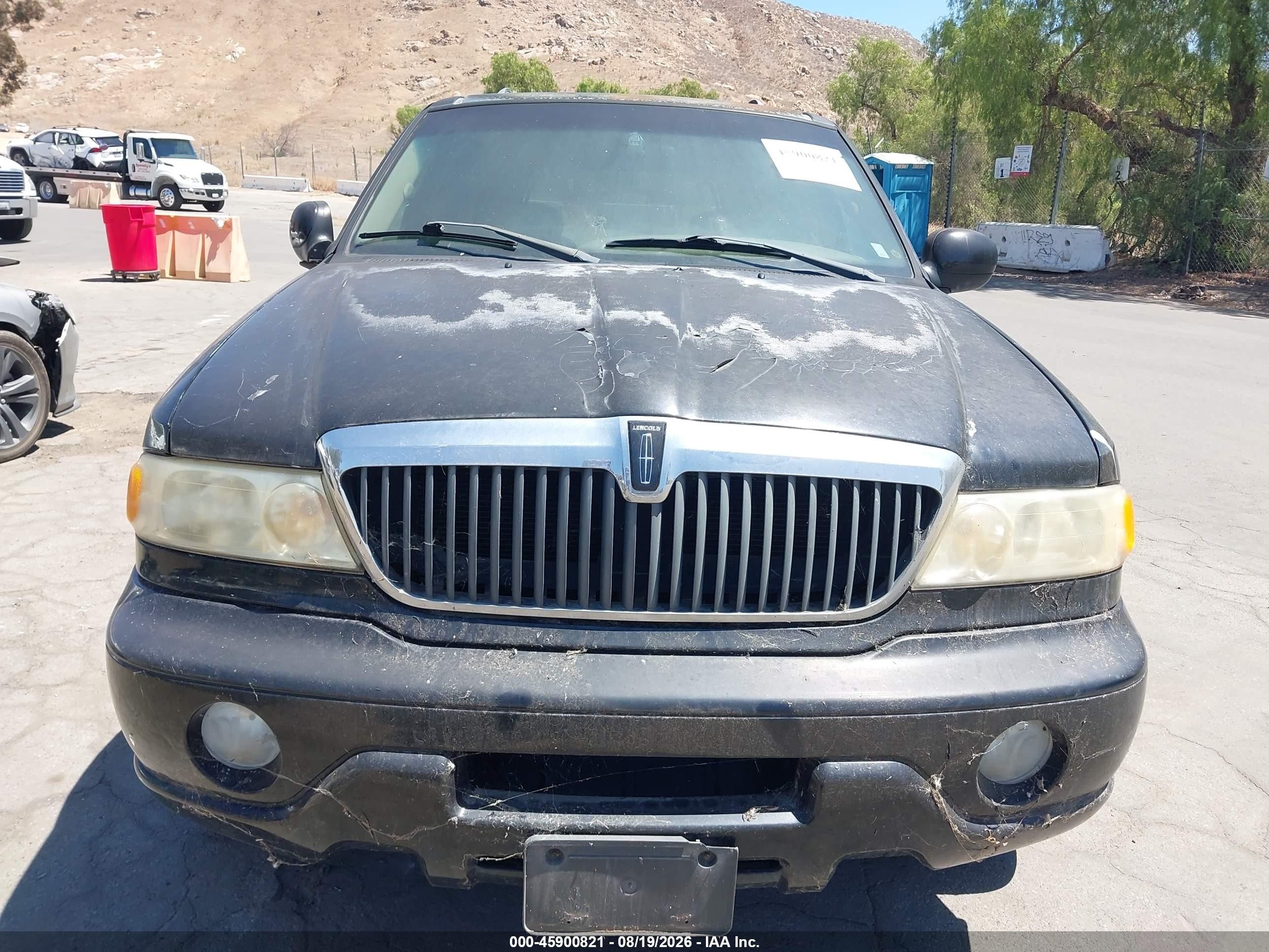 2002 Lincoln Navigator Black vin: 5LMEU27R22LJ01240