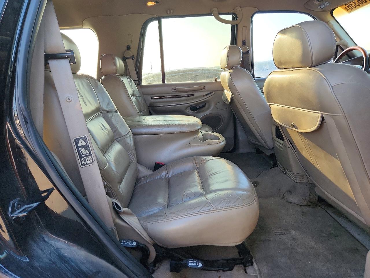 2002 Lincoln Navigator Black vin: 5LMEU27R72LJ06501