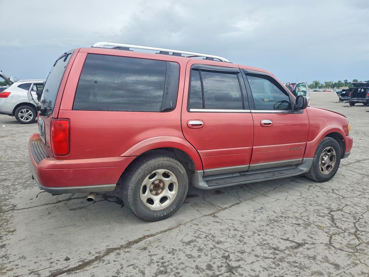 2001 Lincoln Navigator Темно-бордовый vin: 5LMEU27R81LJ28117