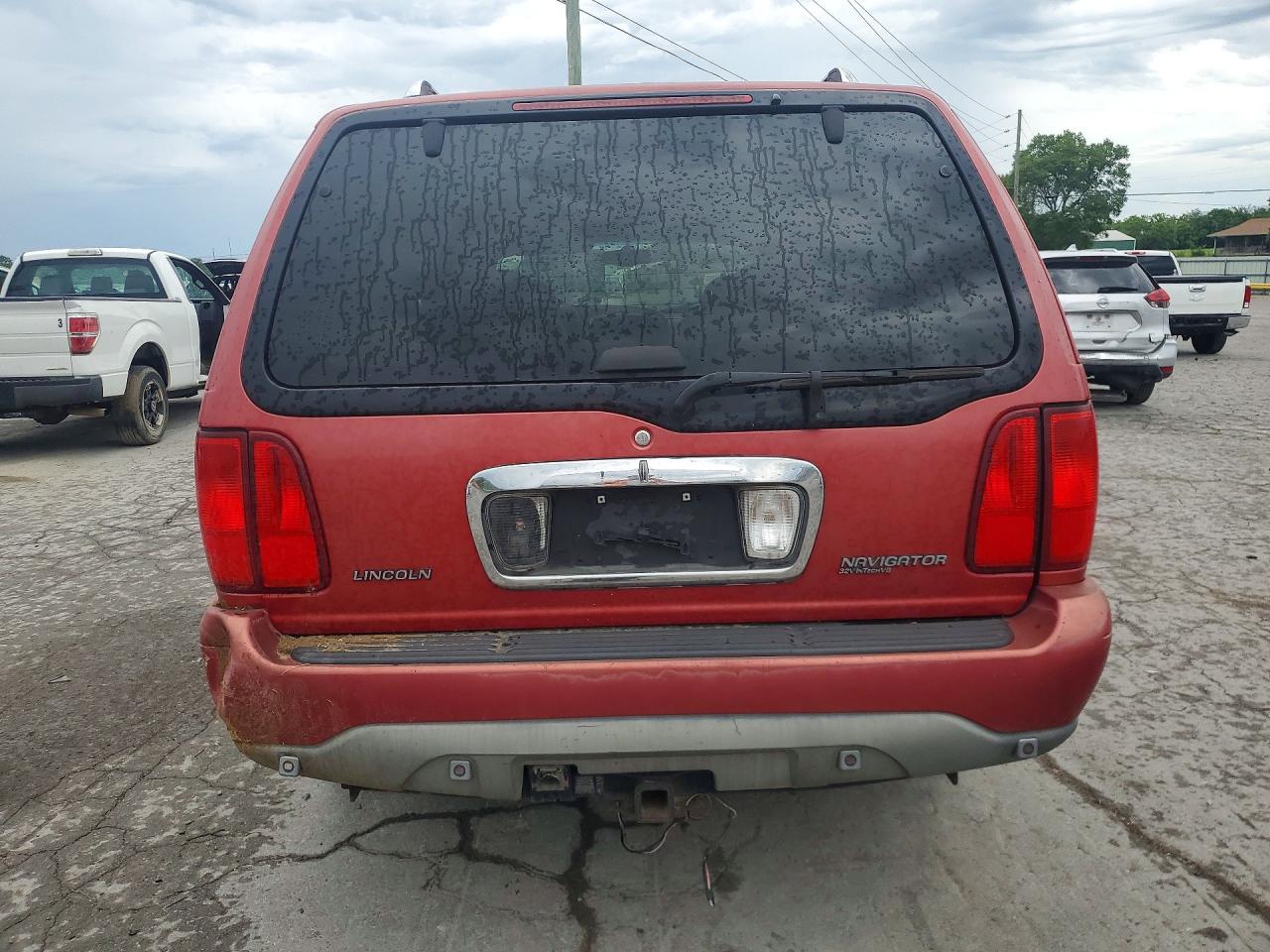 2001 Lincoln Navigator Темно-бордовый vin: 5LMEU27R81LJ28117