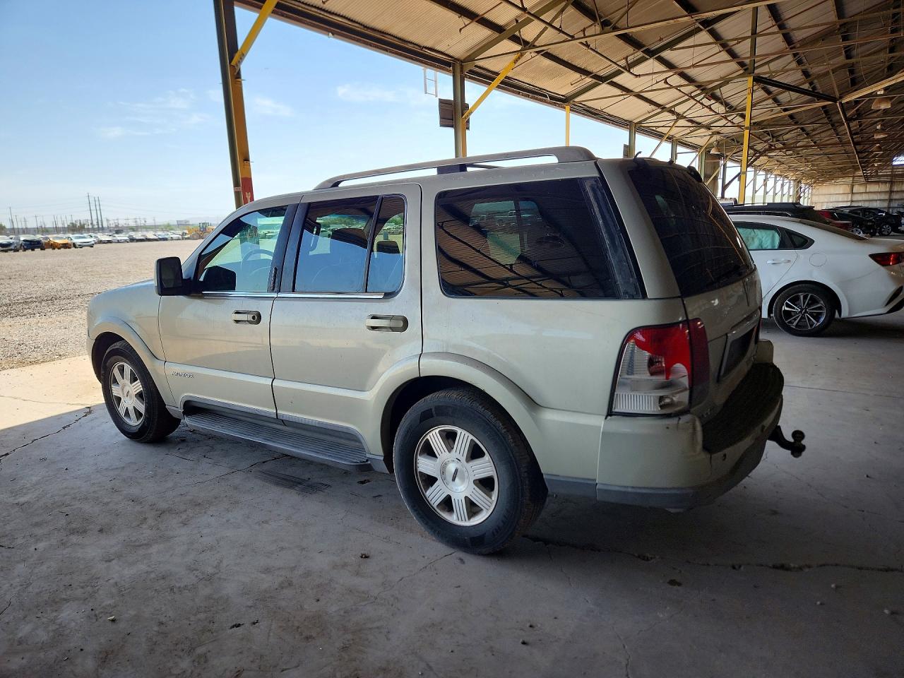 2003 Lincoln Aviator Silver vin: 5LMEU68H03ZJ13432