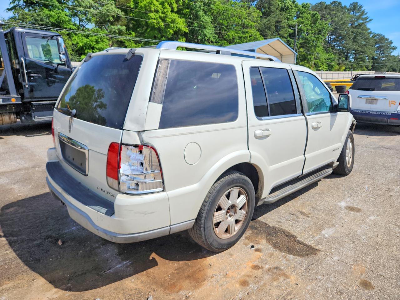 2003 Lincoln Aviator White vin: 5LMEU68H33ZJ01159