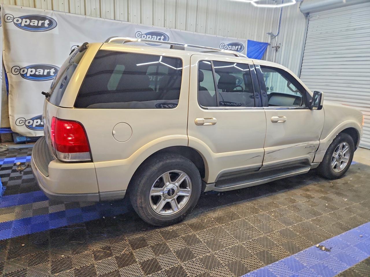 2005 Lincoln Aviator Cream vin: 5LMEU68H75ZJ01832