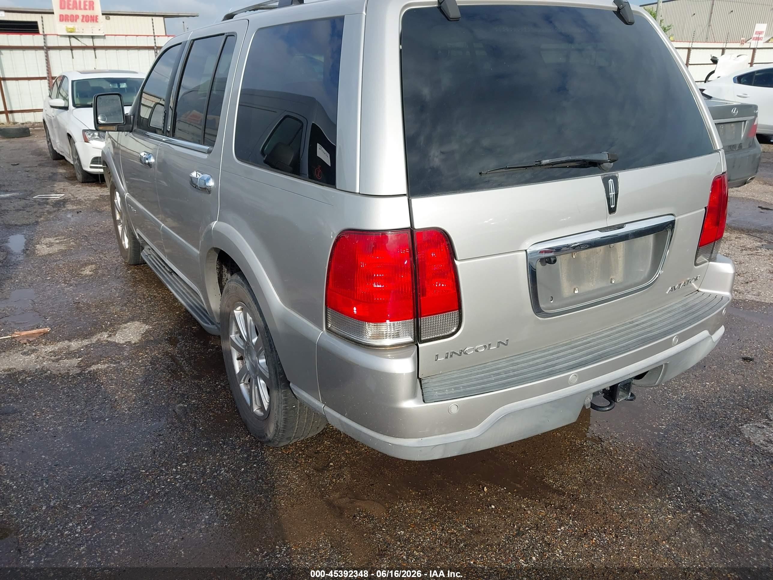 2003 Lincoln Aviator   Silver vin: 5LMEU68H93ZJ45988