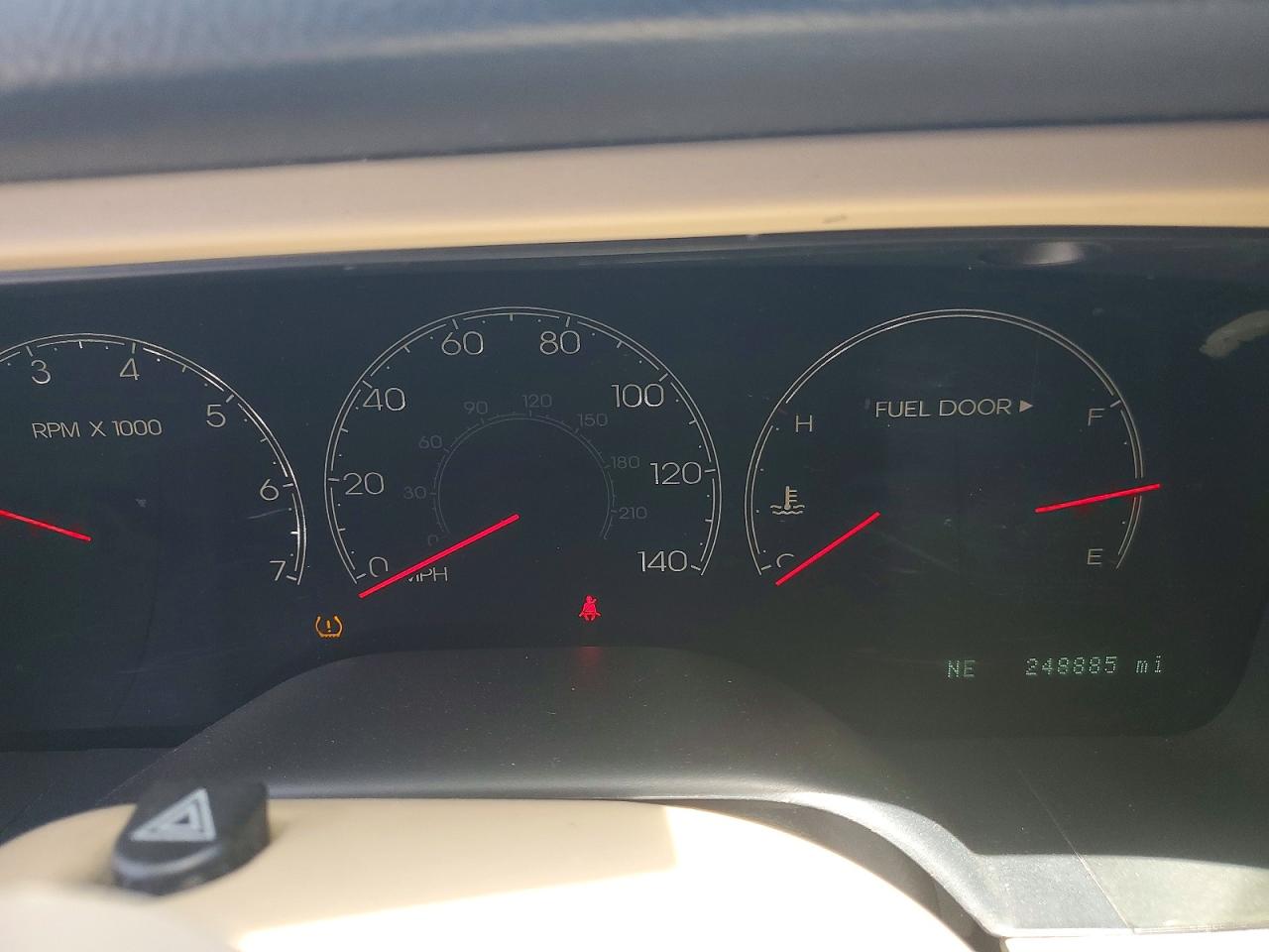2005 Lincoln Aviator White vin: 5LMEU88H85ZJ18991