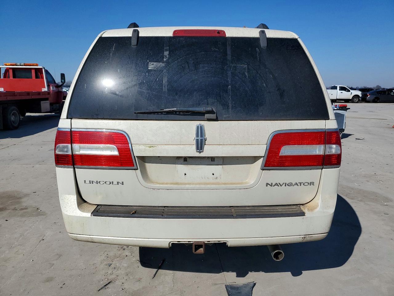 2008 Lincoln Navigator L White vin: 5LMFL27538LJ02975
