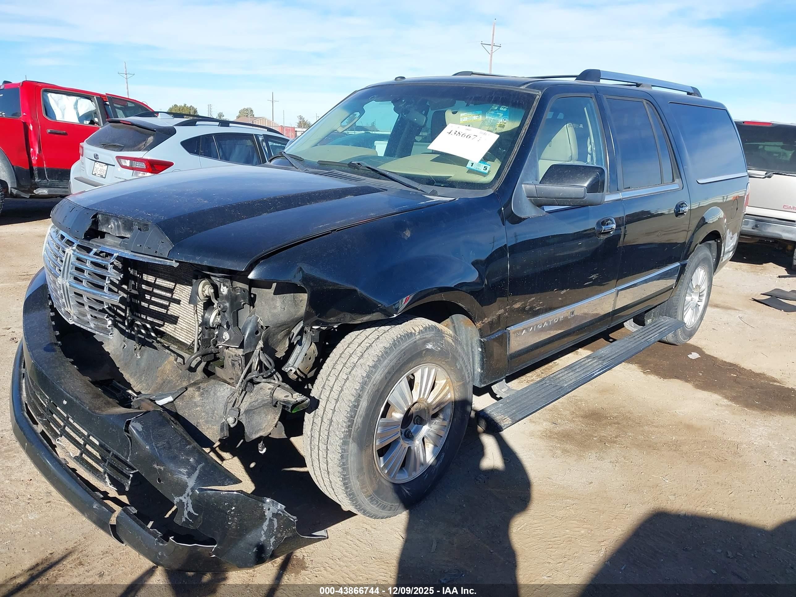 2009 Lincoln Navigator L   Черный vin: 5LMFL27539EJ01864