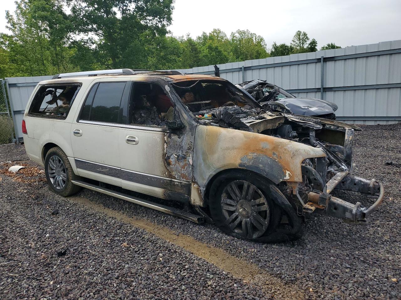 2008 Lincoln Navigator L White vin: 5LMFL28508LJ17836