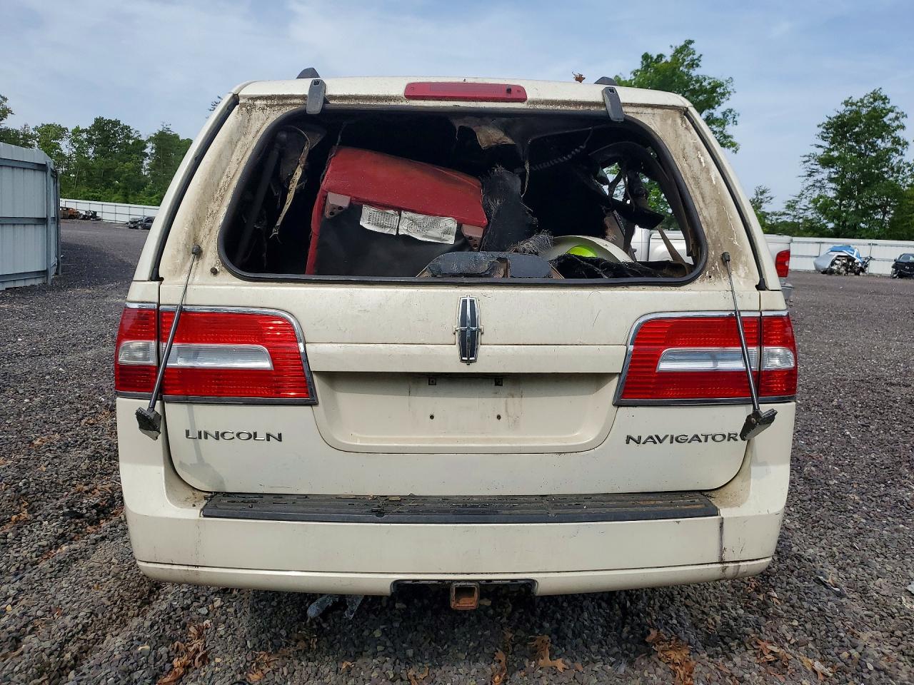 2008 Lincoln Navigator L White vin: 5LMFL28508LJ17836