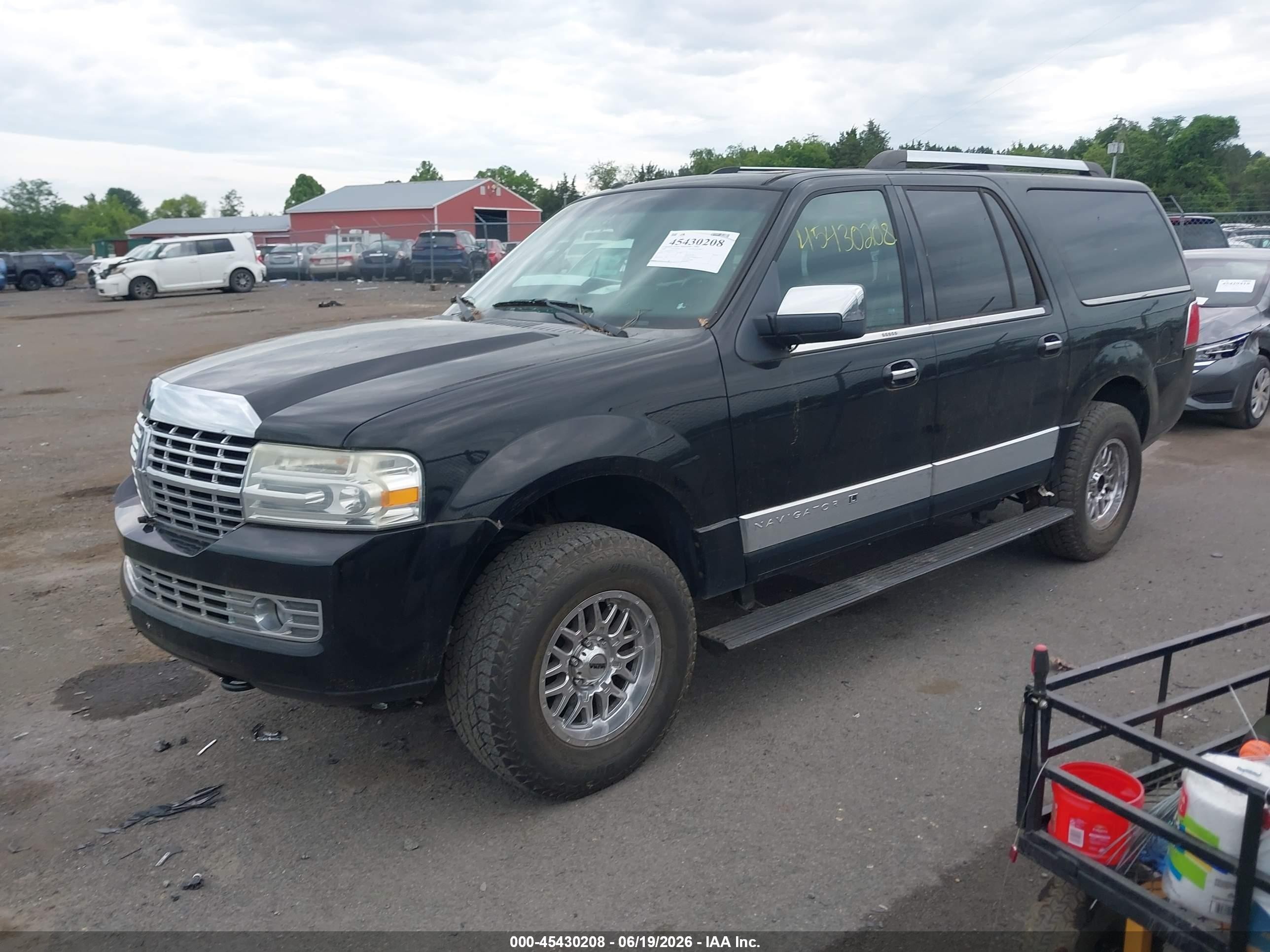 2008 Lincoln Navigator L   Black vin: 5LMFL28518LJ11737