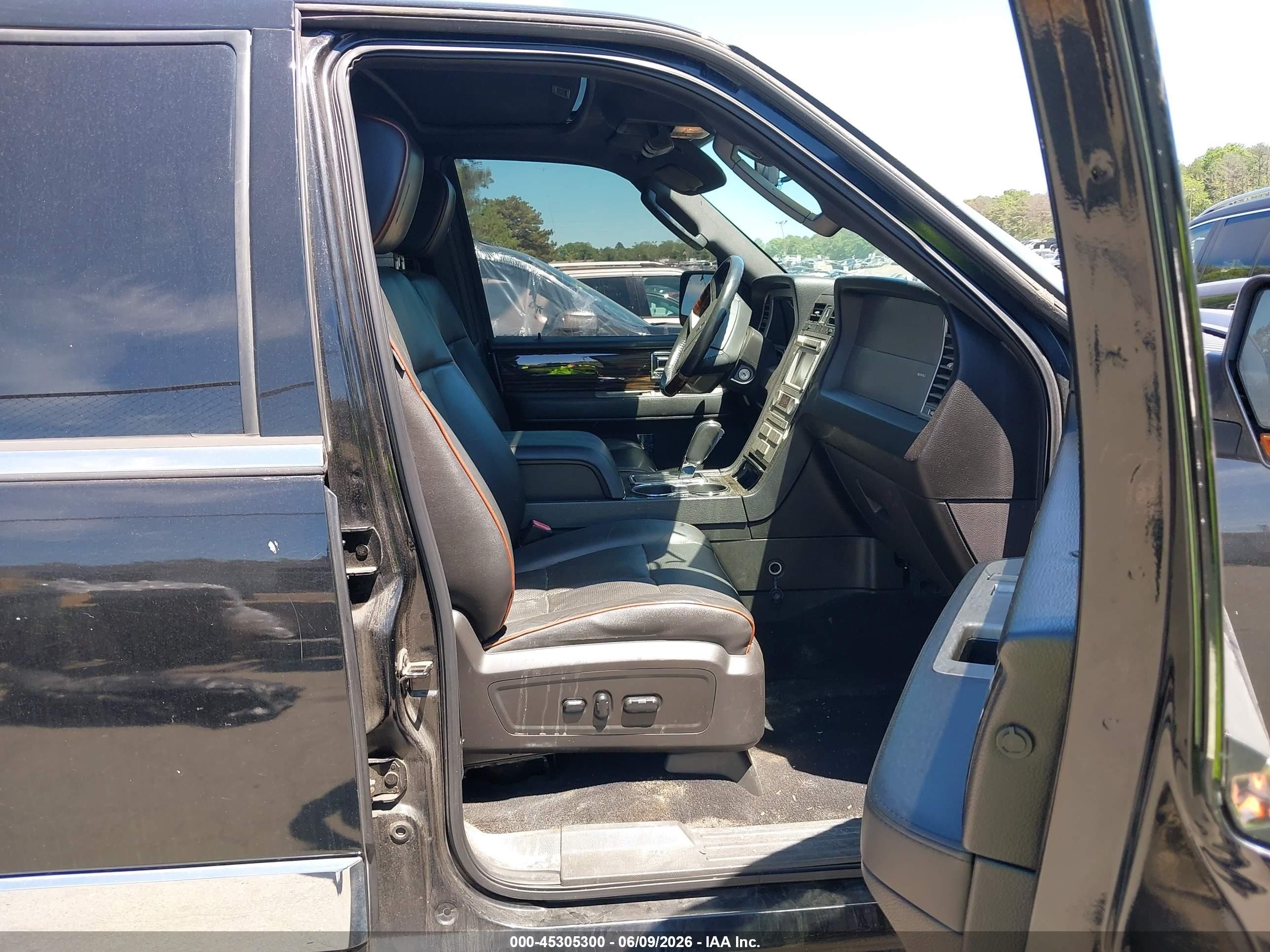 2008 Lincoln Navigator L Black vin: 5LMFL28538LJ04319