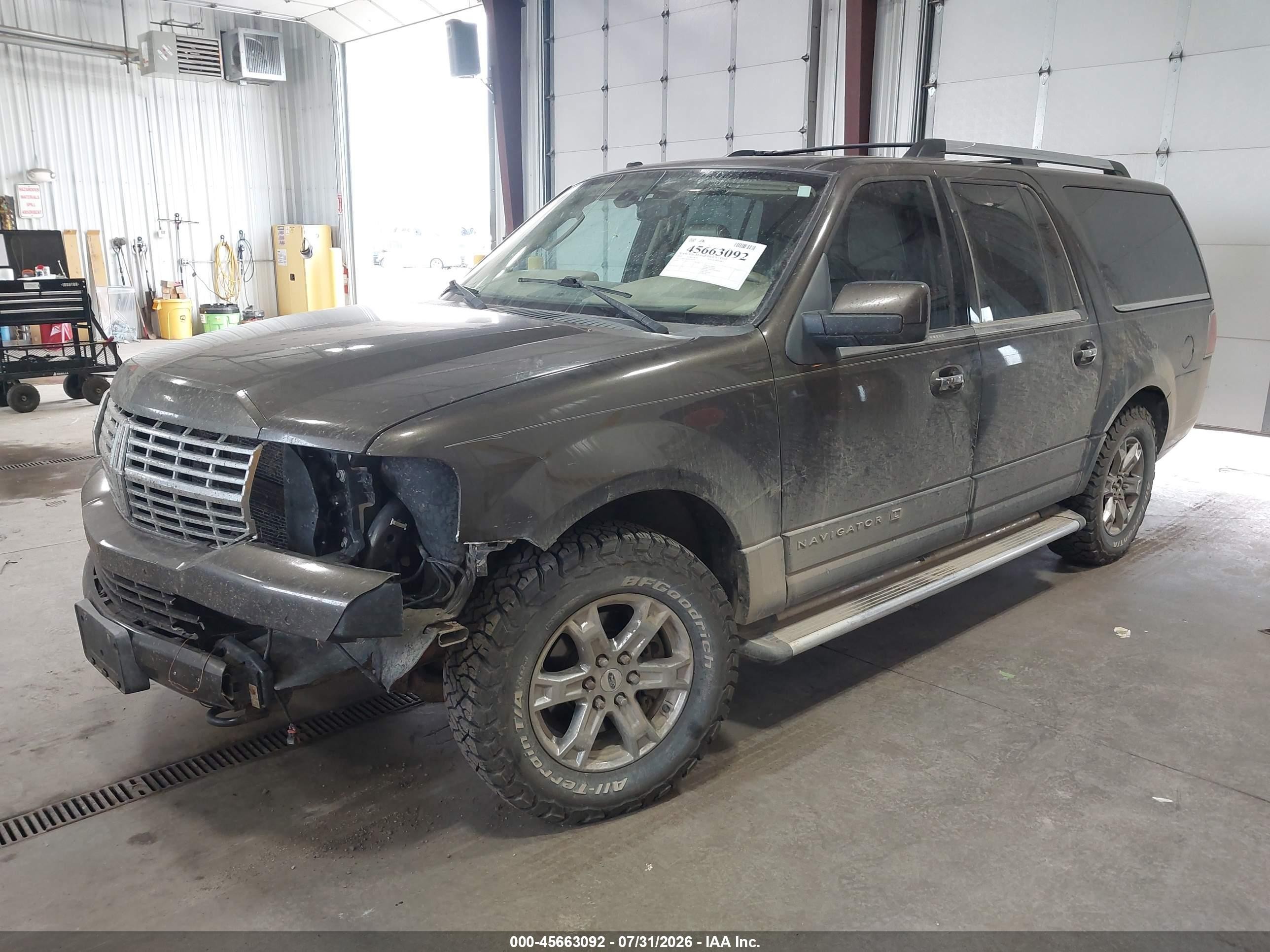 2009 Lincoln Navigator L   Gray vin: 5LMFL28549LJ01298