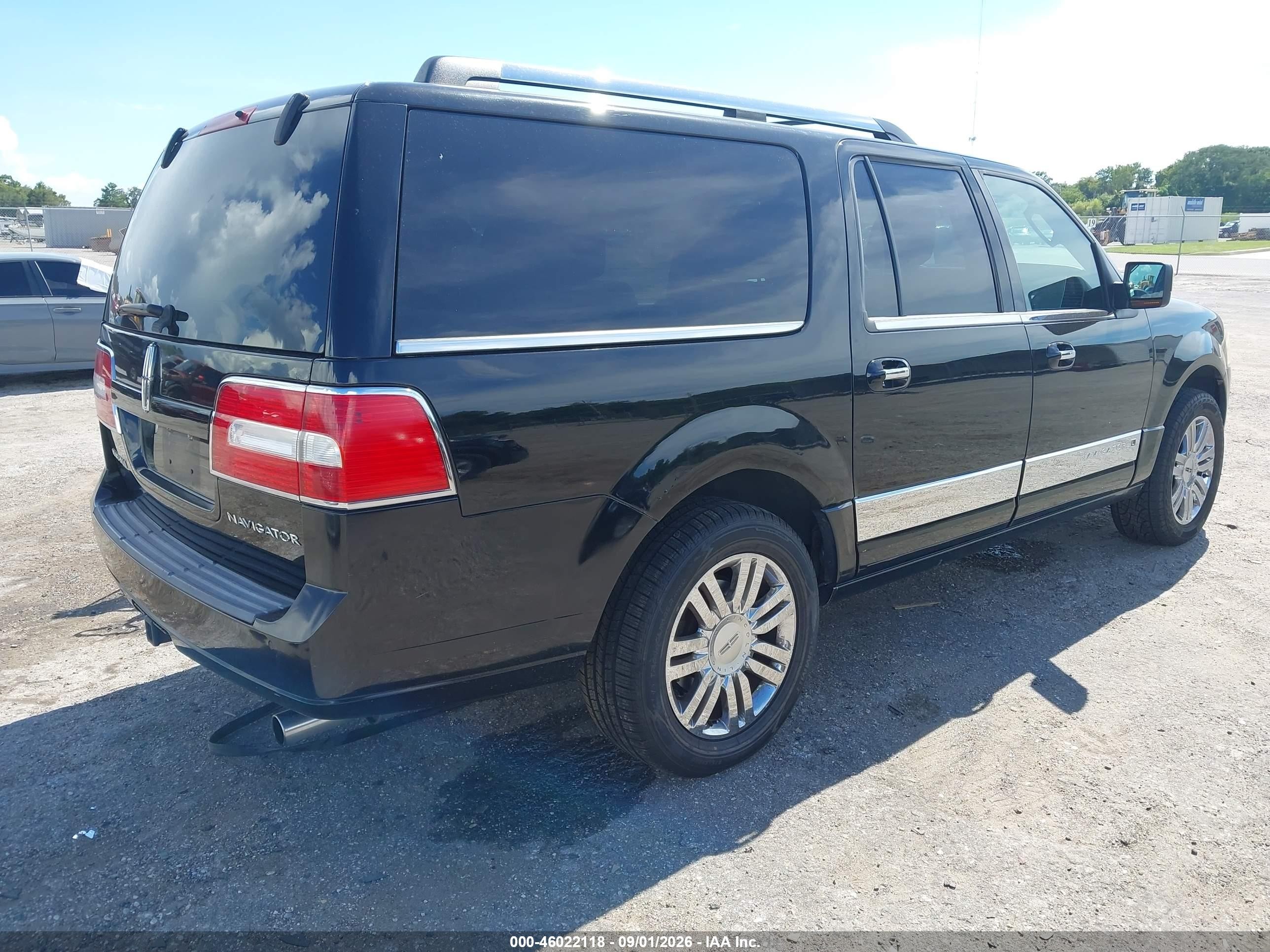 2009 Lincoln Navigator L   Черный vin: 5LMFL28559LJ00242