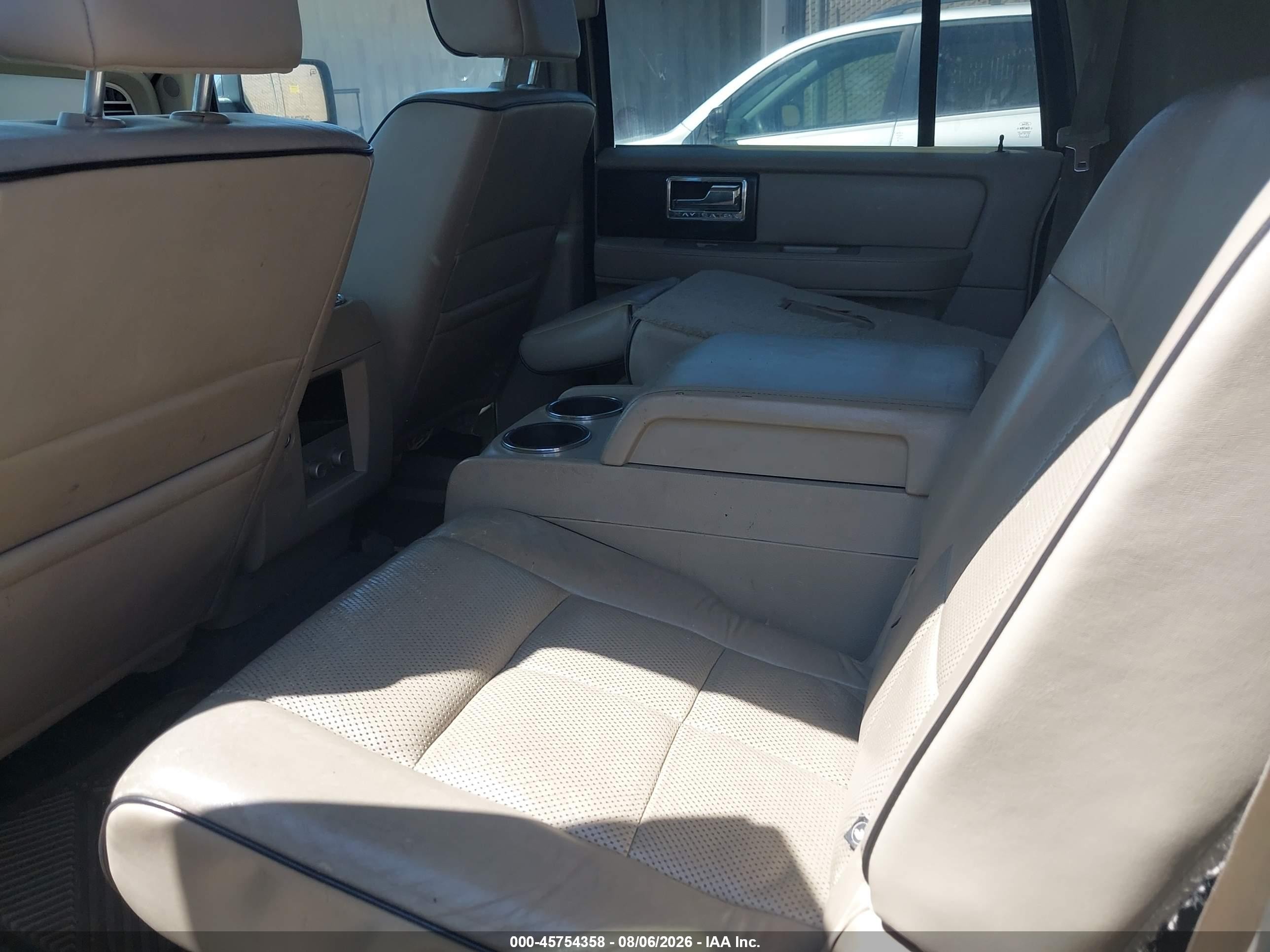 2007 Lincoln Navigator L   Brown vin: 5LMFL28577LJ10624