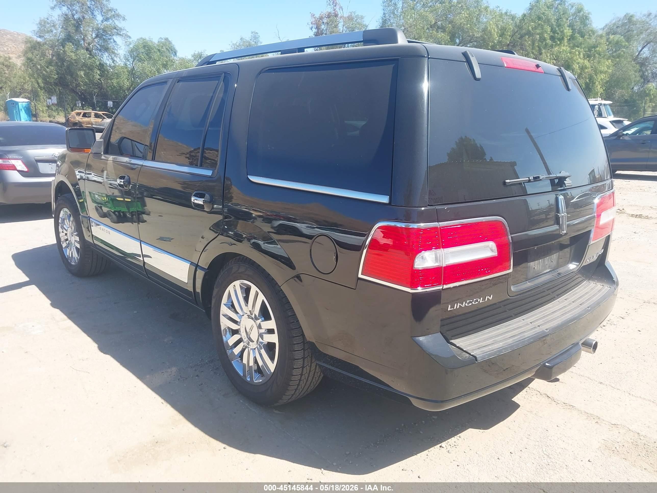 2007 Lincoln Navigator Ultimate Black vin: 5LMFU27507LJ03111