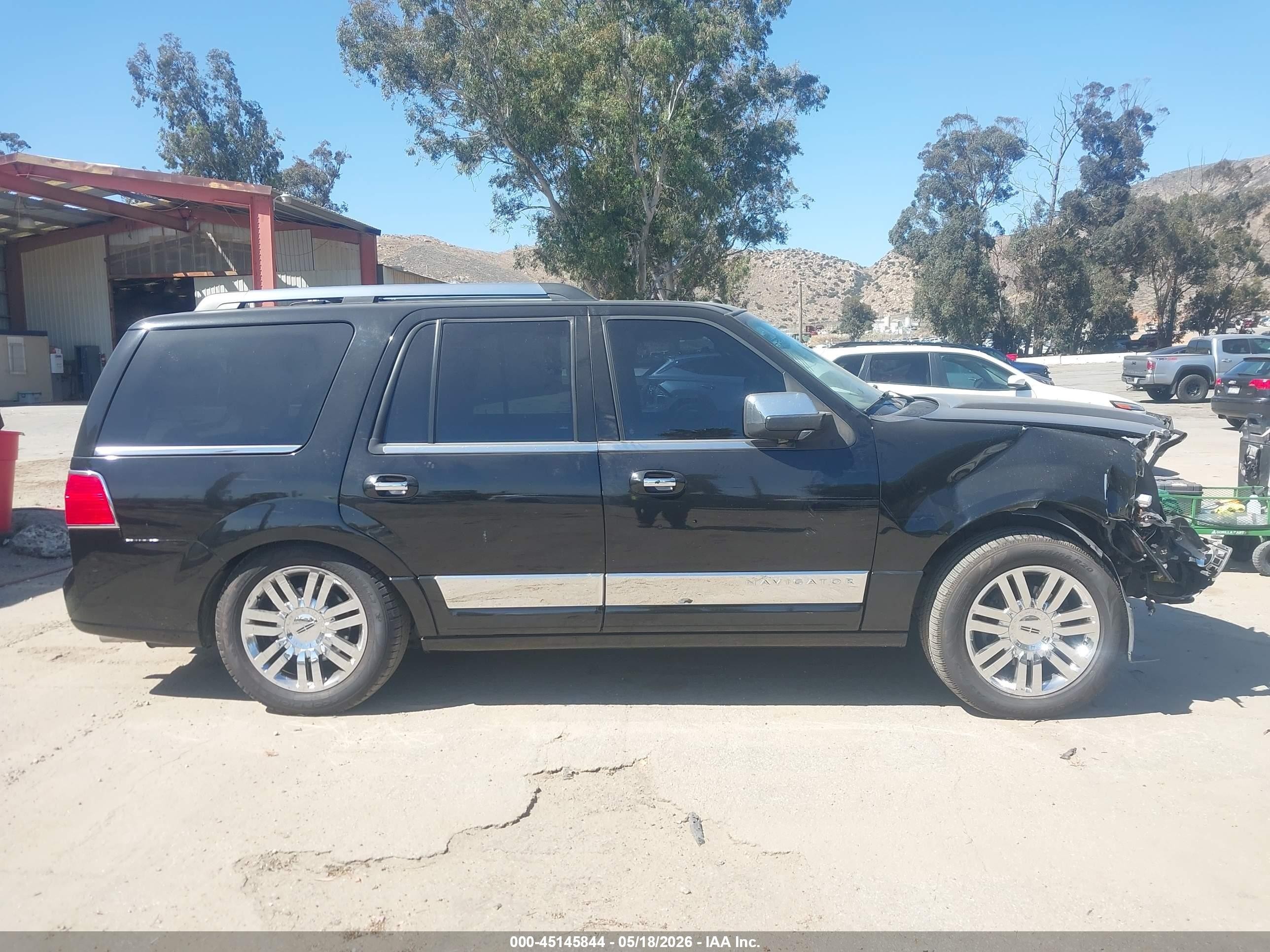2007 Lincoln Navigator Ultimate Black vin: 5LMFU27507LJ03111