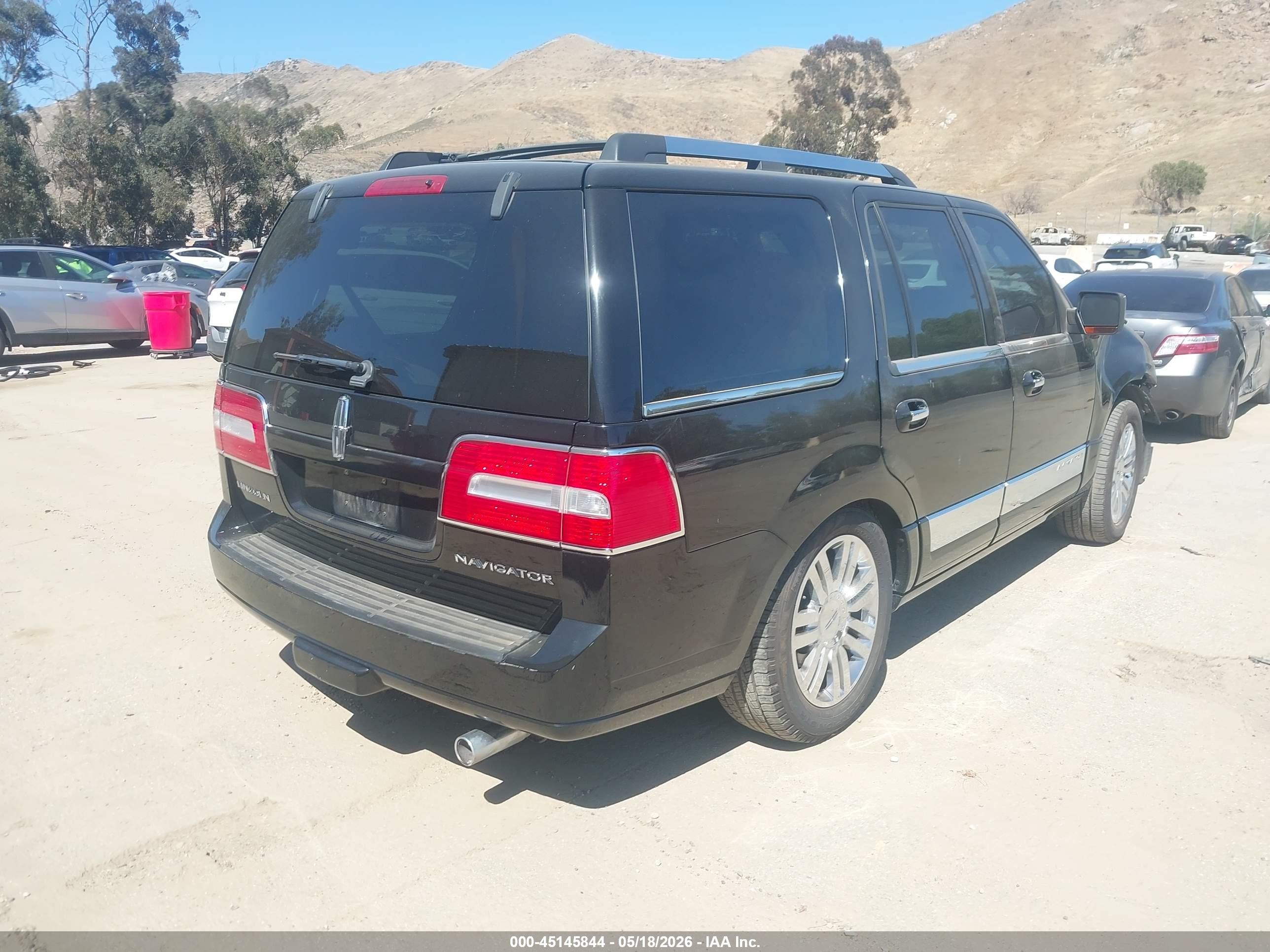 2007 Lincoln Navigator Ultimate Black vin: 5LMFU27507LJ03111
