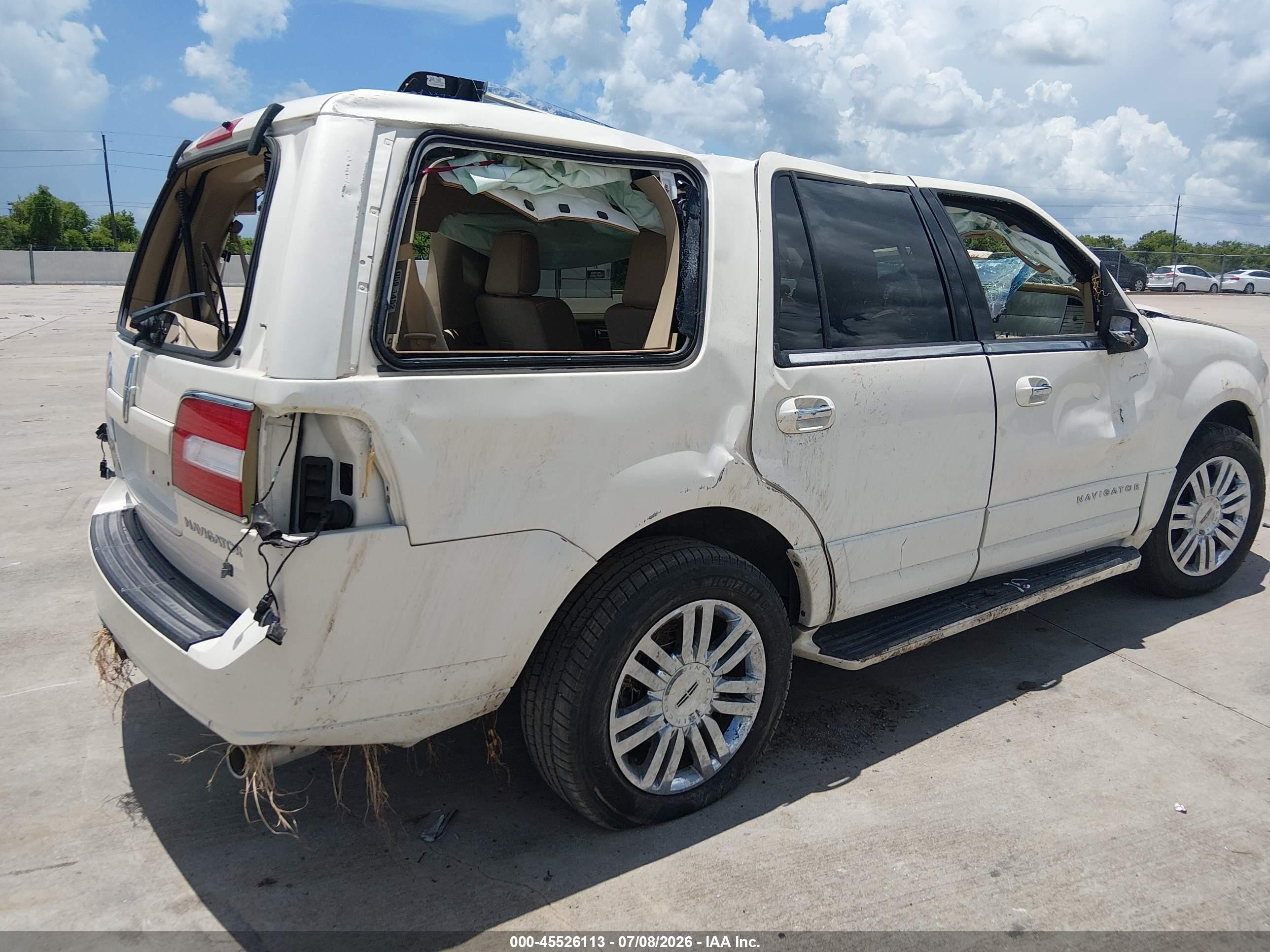 2007 Lincoln Navigator Ultimate White vin: 5LMFU27507LJ16053