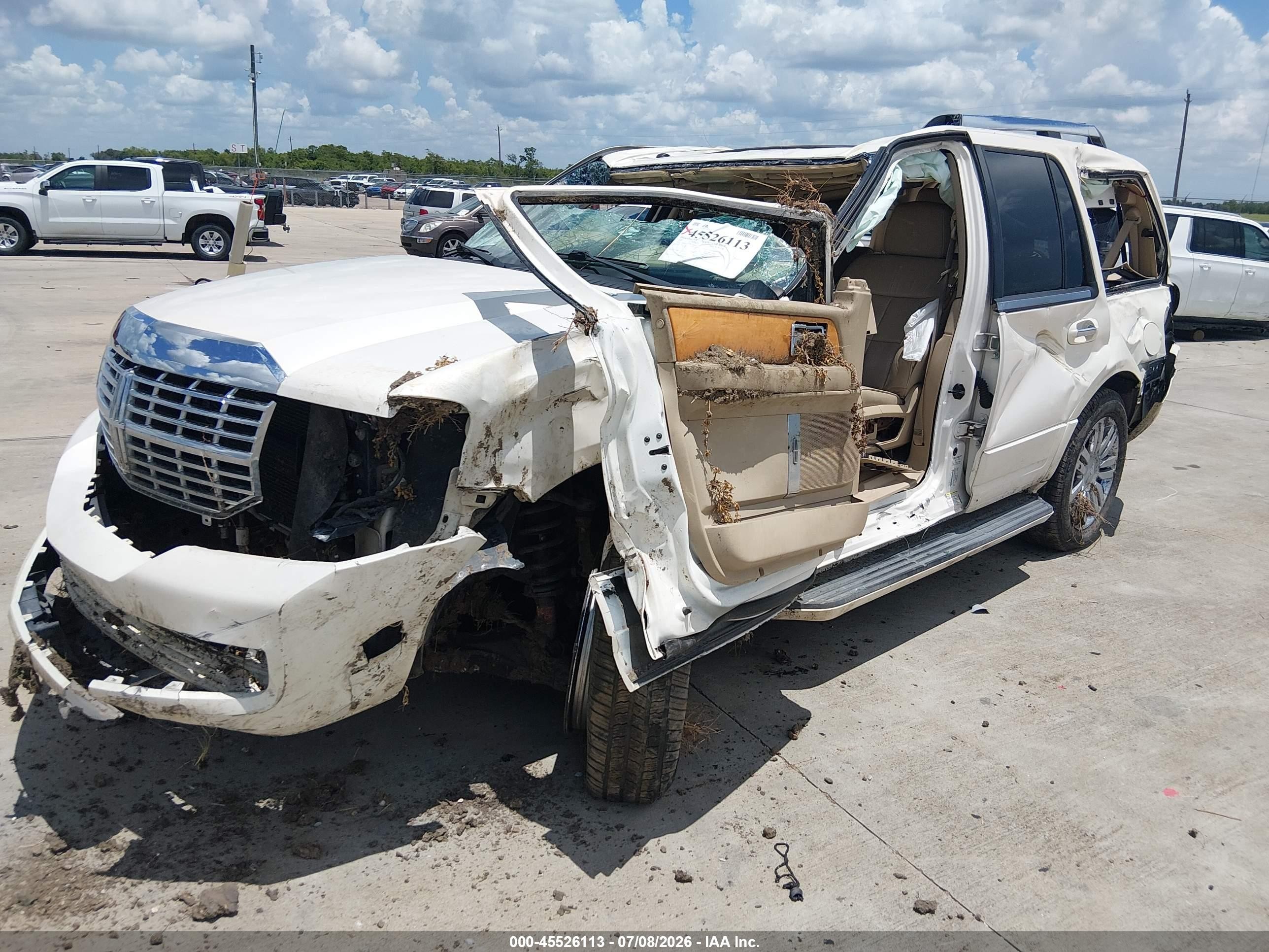 2007 Lincoln Navigator Ultimate White vin: 5LMFU27507LJ16053